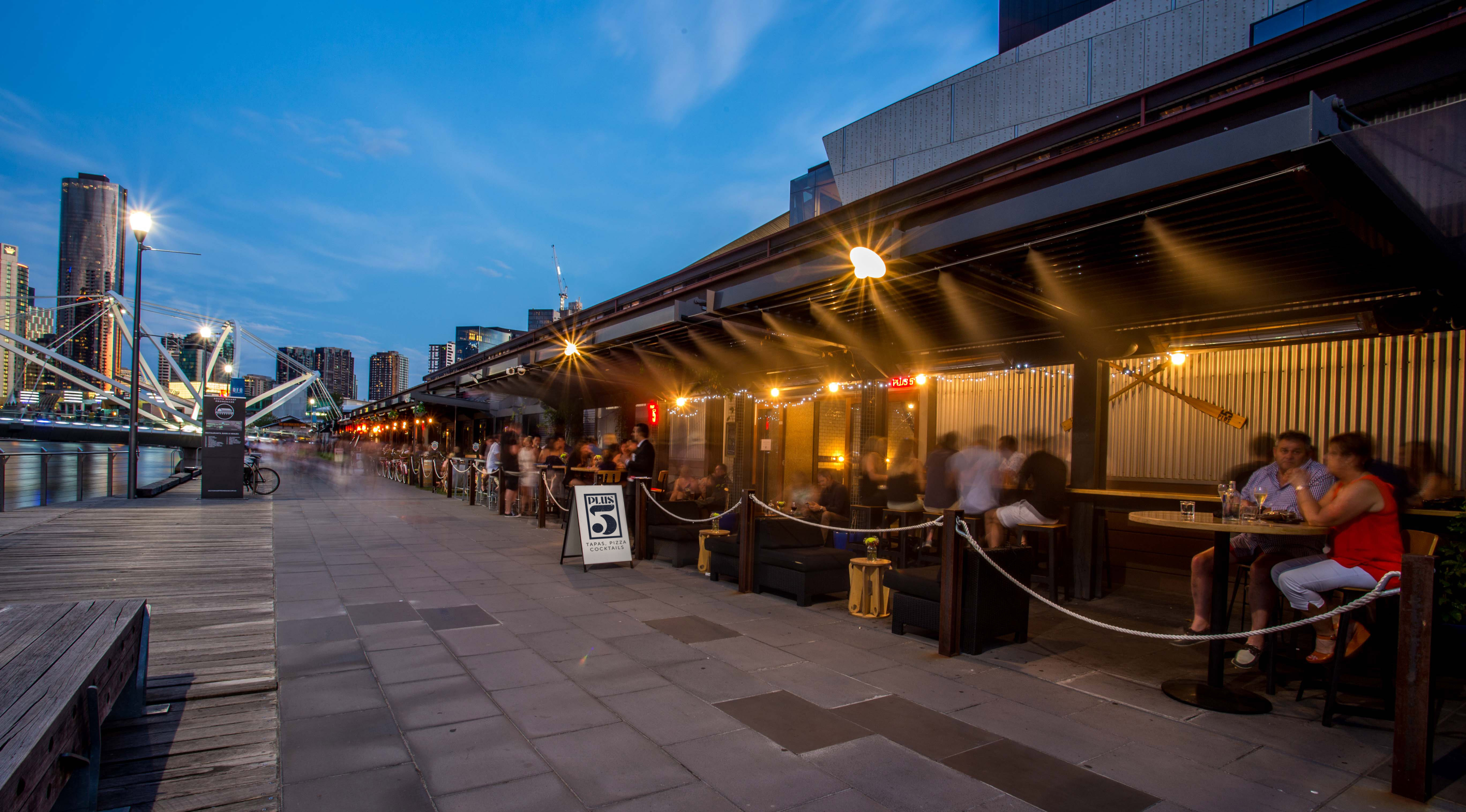 Exclusive Riverside Bar 5