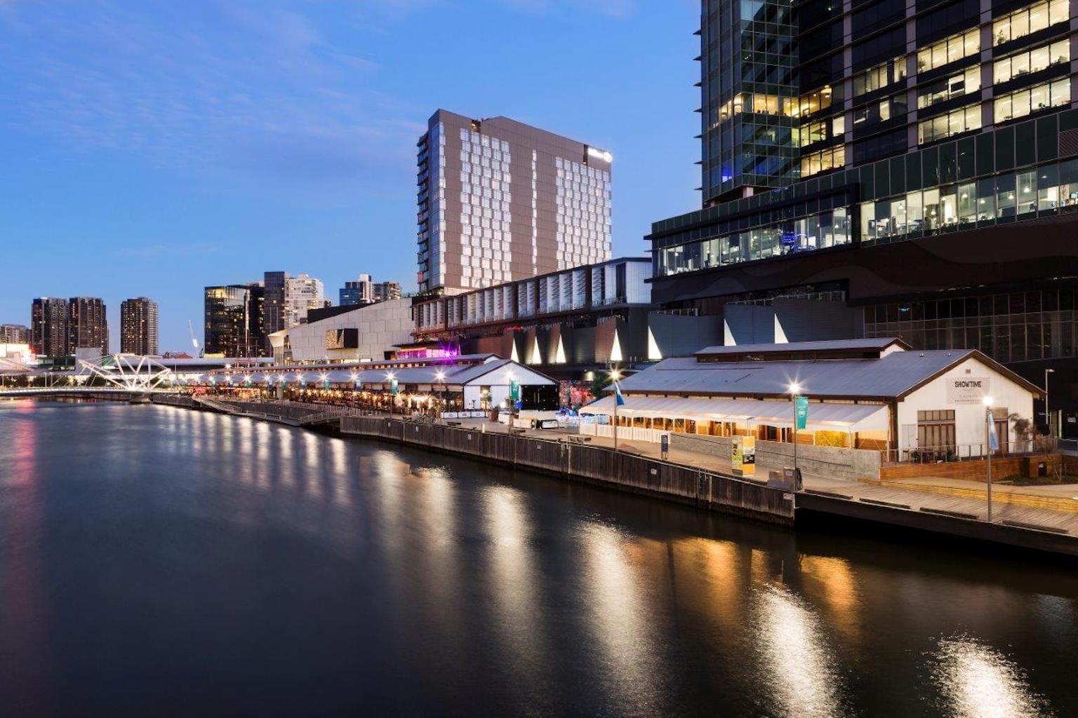 Riverside Terrace & Garden 1