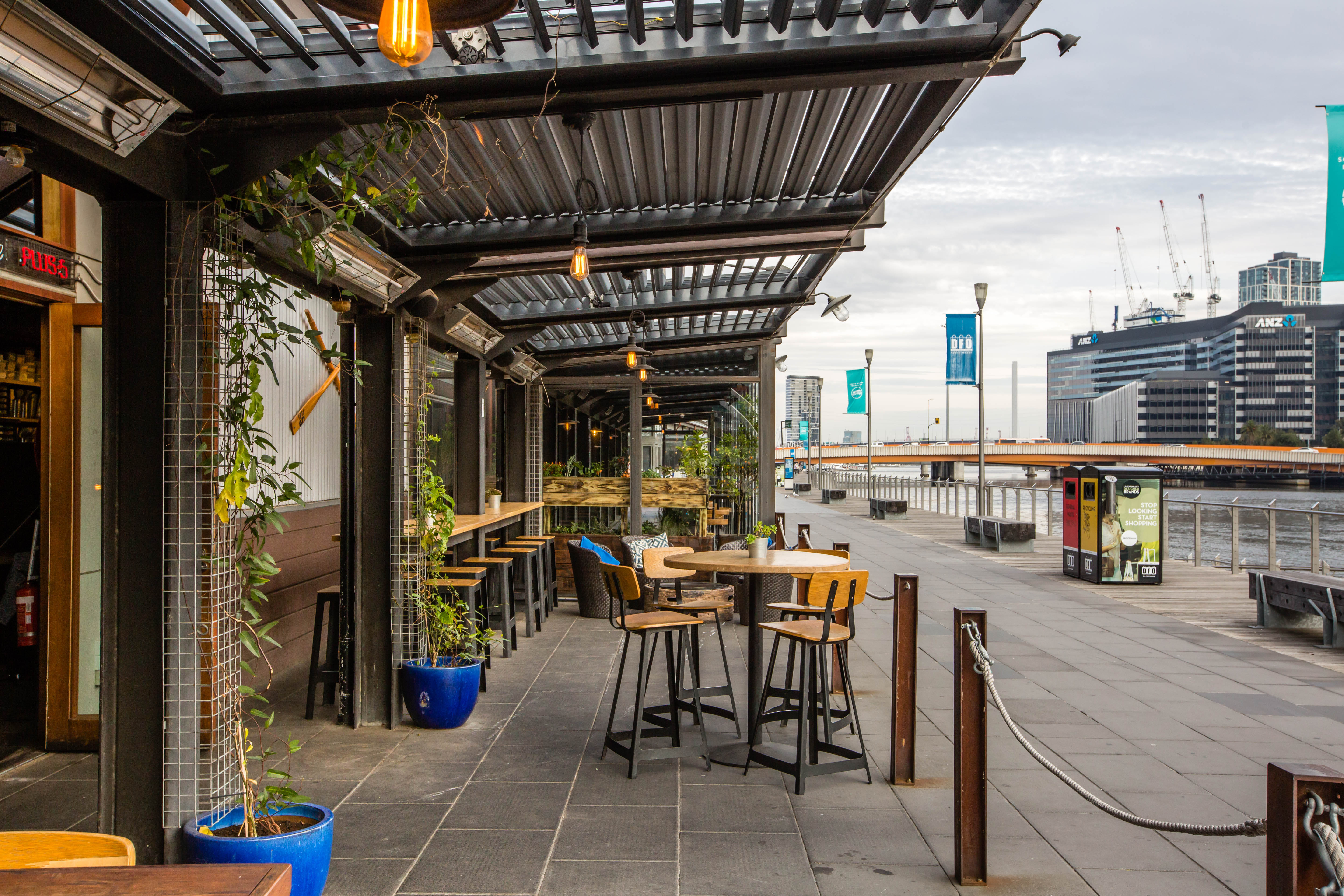 Riverside Terrace & Garden 3