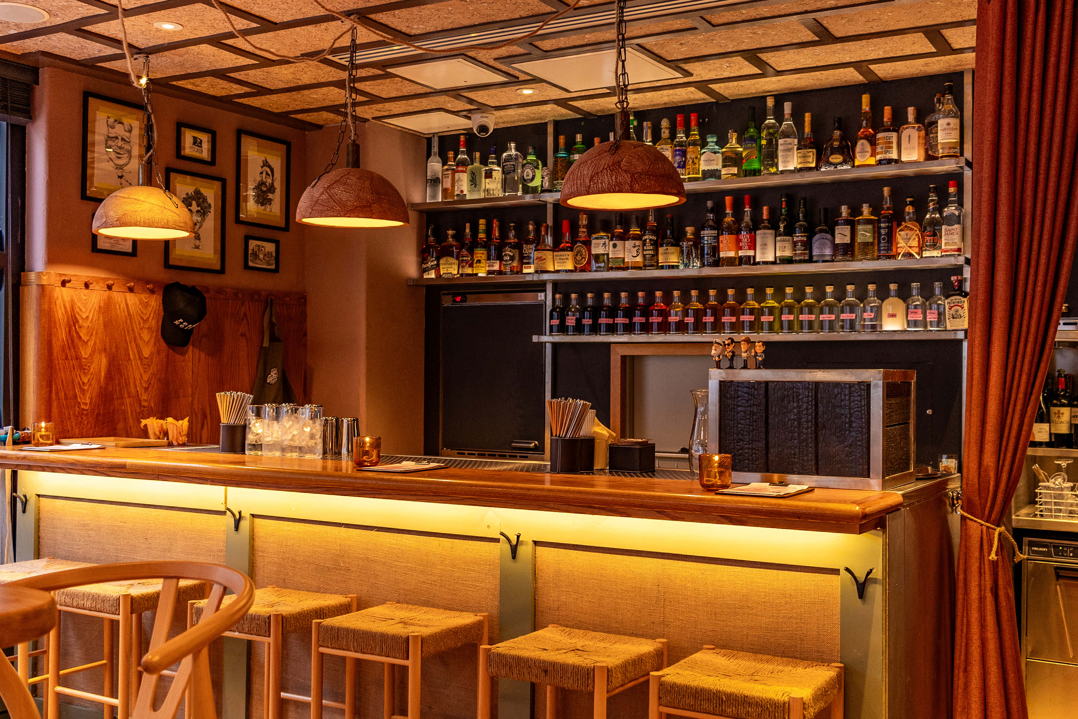 Royal Cocktail Exchange - full venue 5