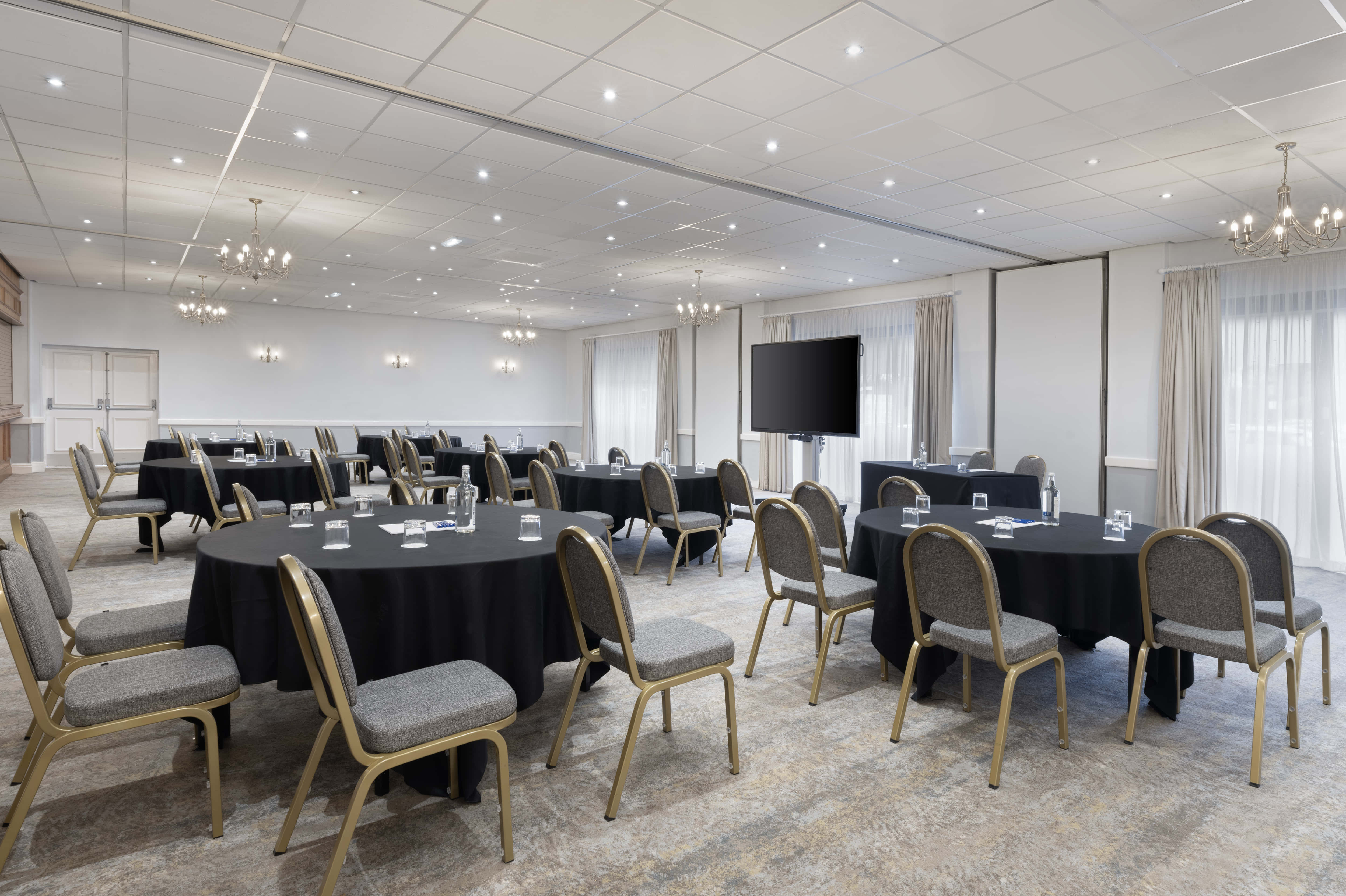 The Admirals Suite 1