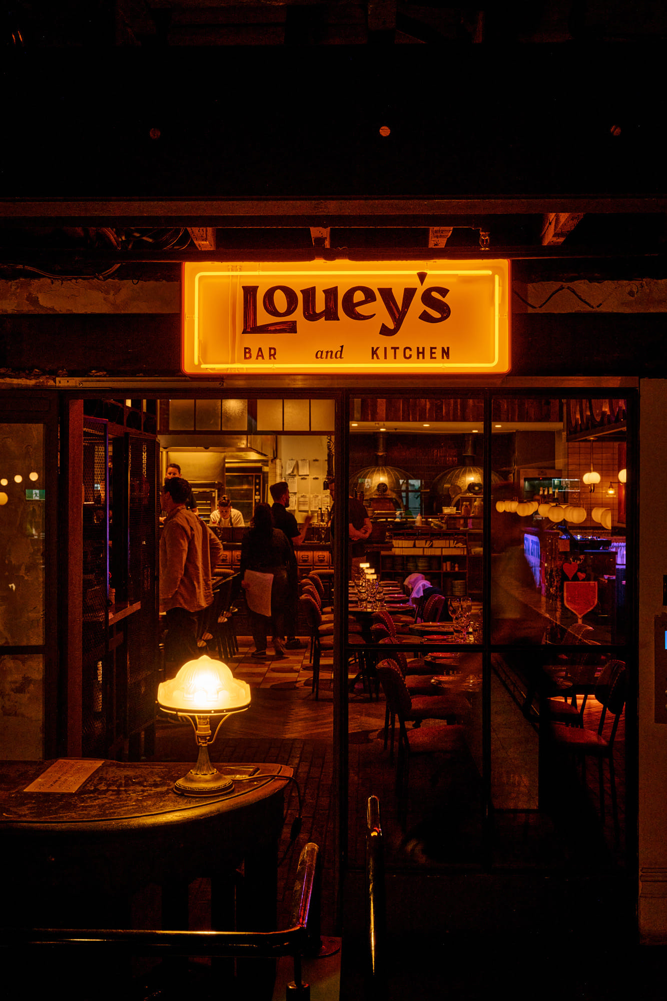 Louey’s Kitchen & Bar 4