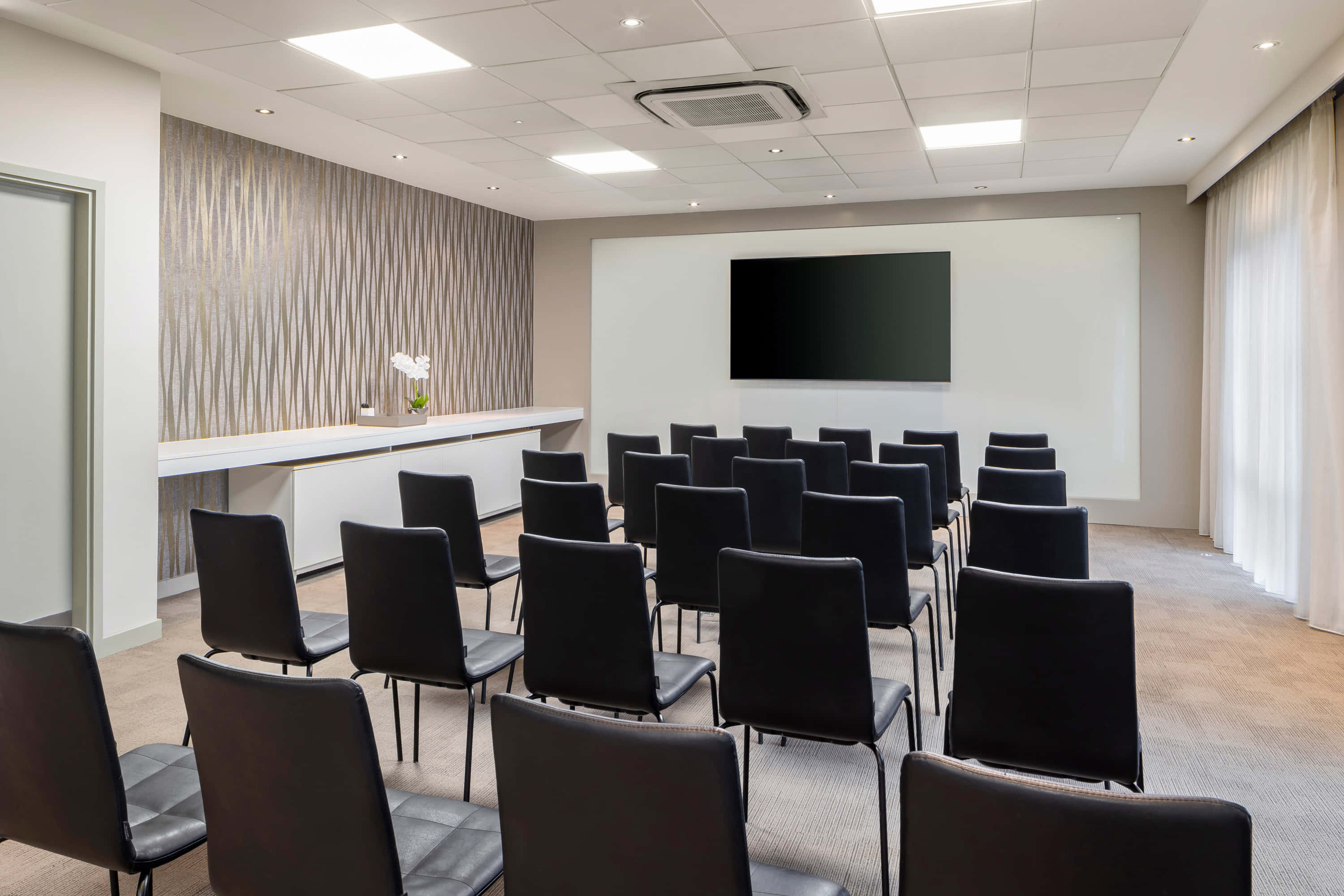 Quayside 1 / 2 / 3 2