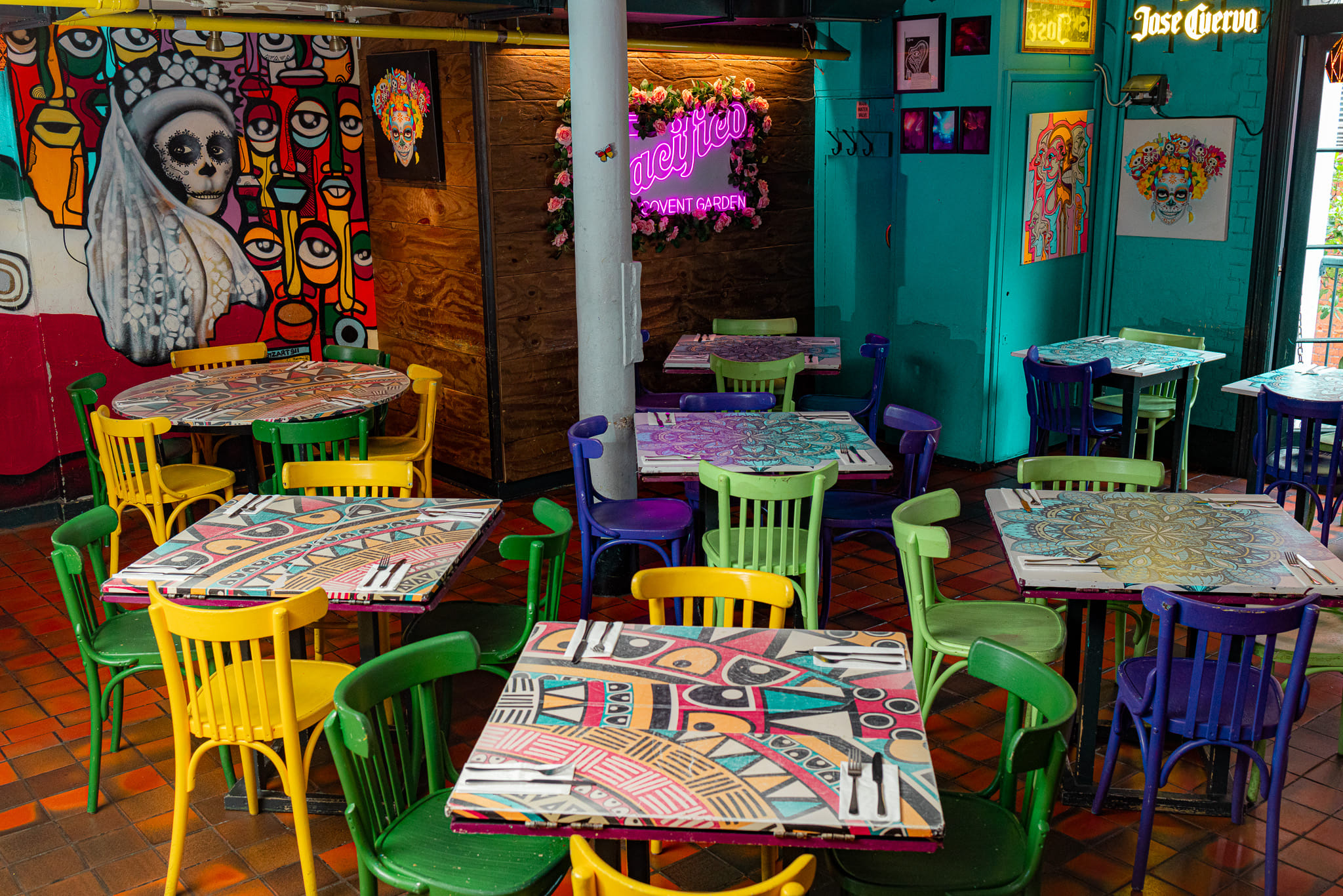 CAFE PACIFICO - FRONT 7