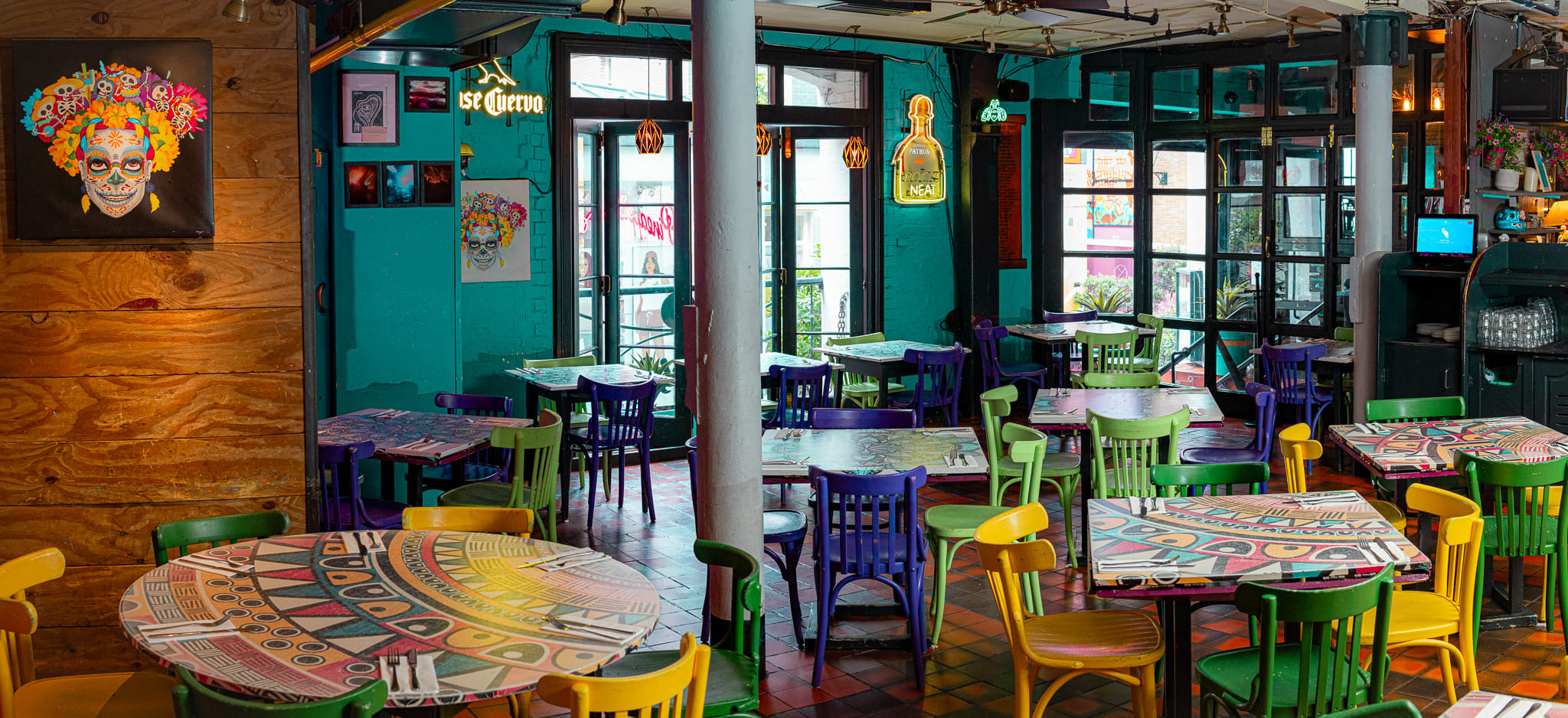 CAFE PACIFICO - FRONT 3