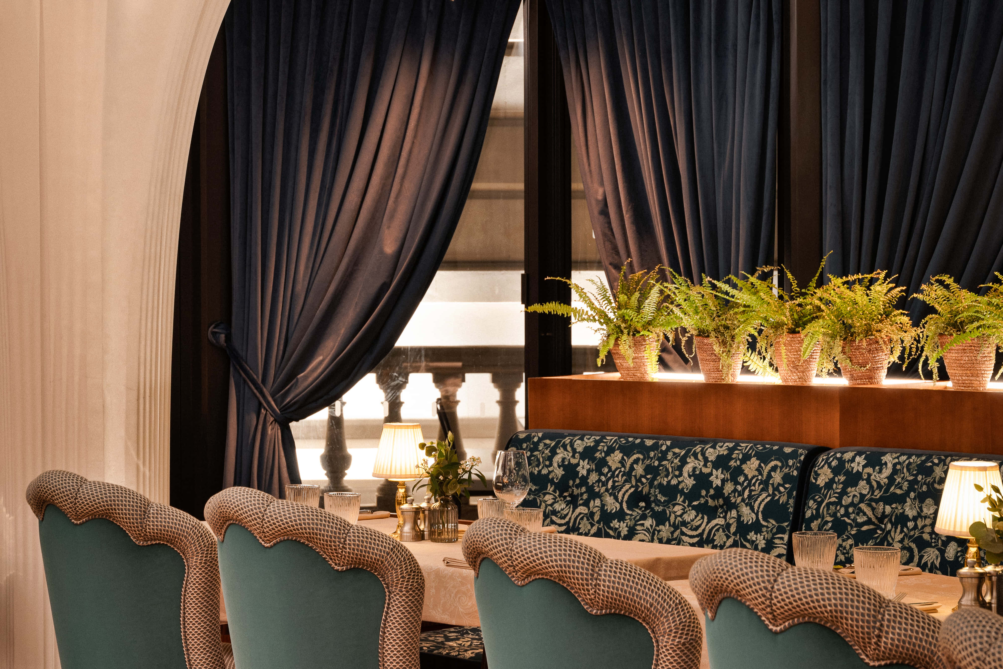 The Salon and Pavilion at Café Lapérouse 2