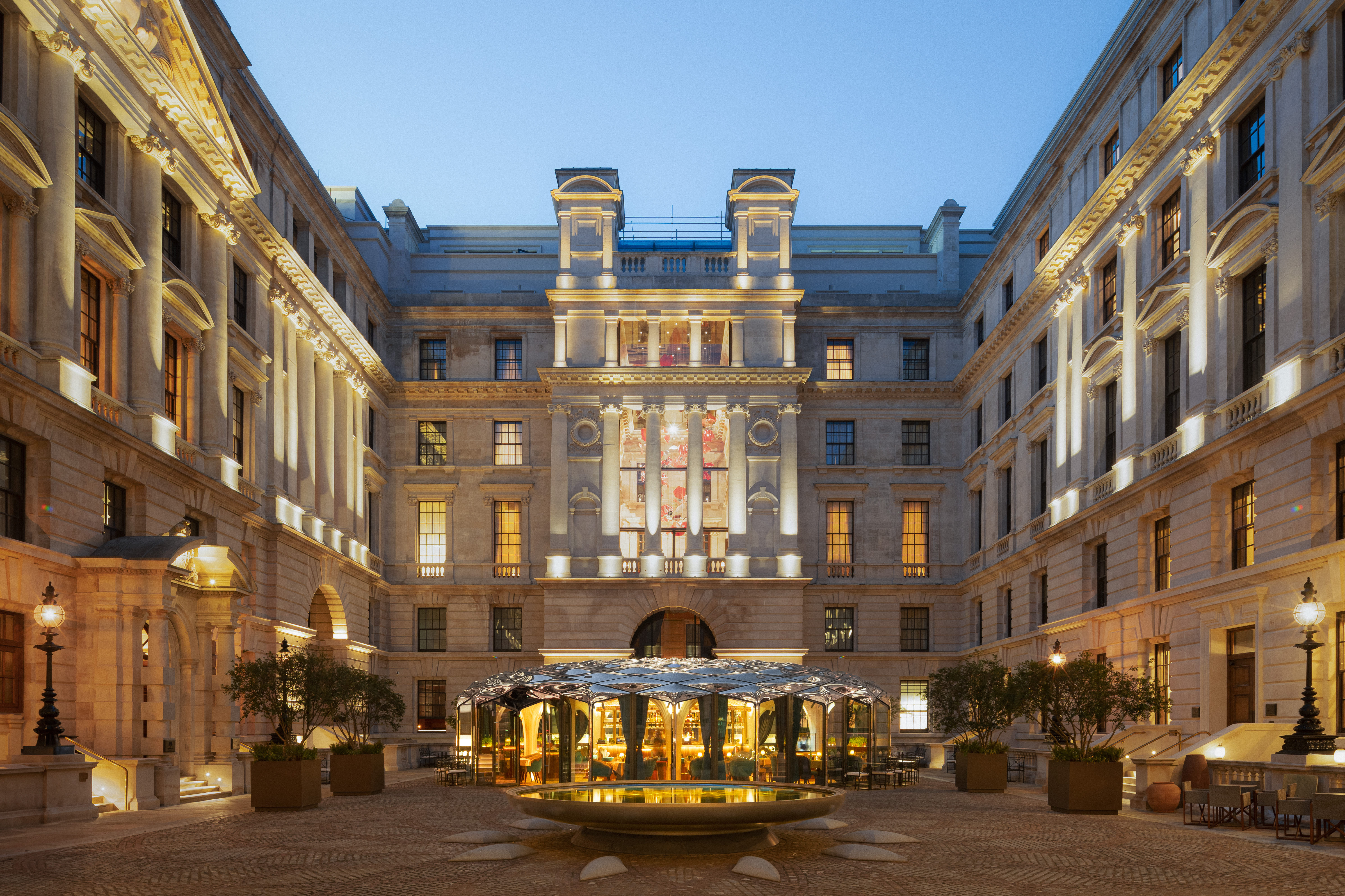 The Salon and Pavilion at Café Lapérouse 1