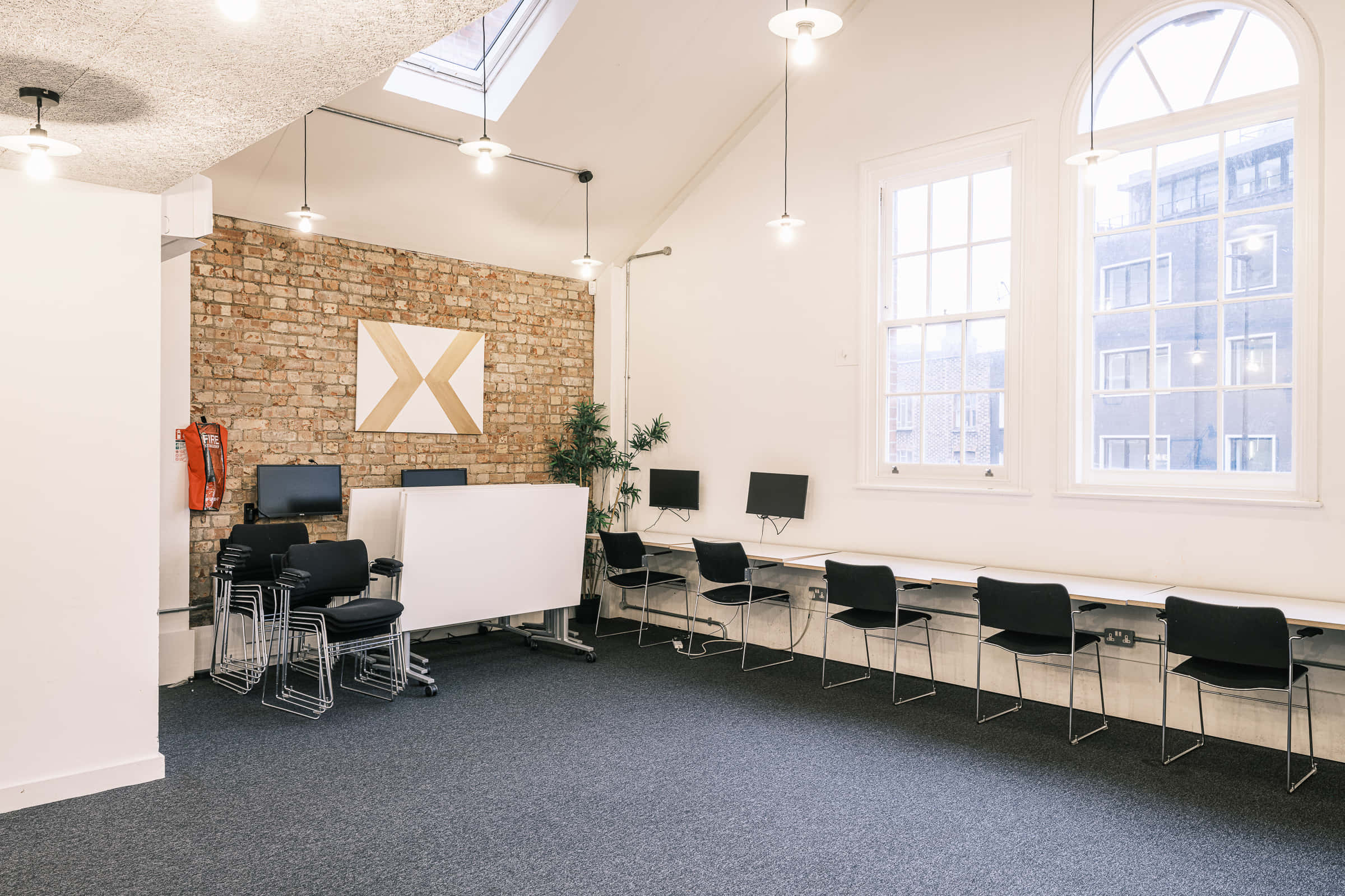 Modern Conference, Events & Live Music space at King's House 39