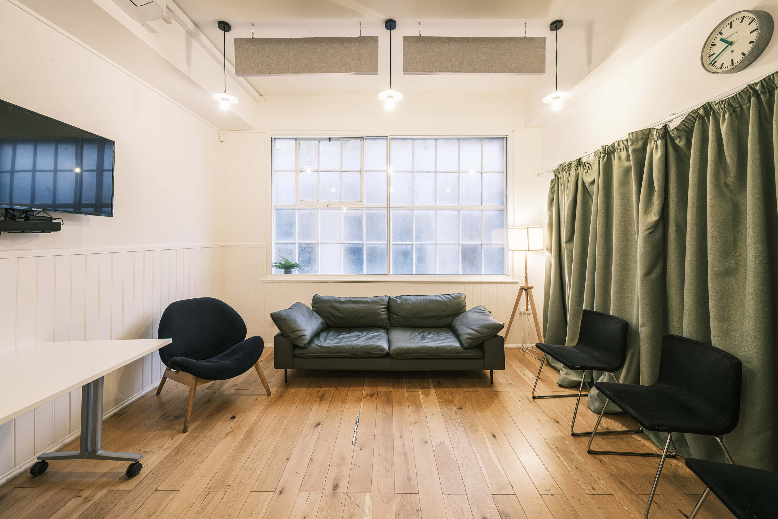 Modern Conference, Events & Live Music space at King's House 24