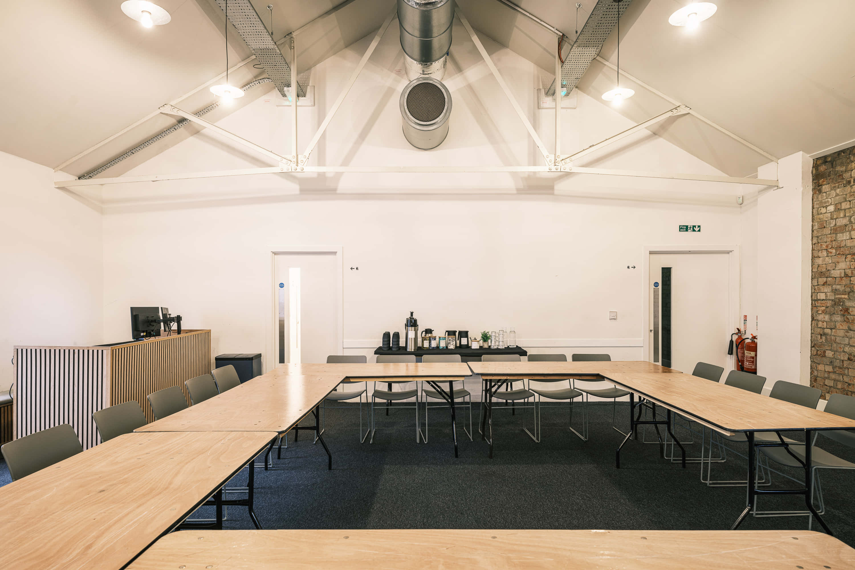 Modern Conference, Events & Live Music space at King's House 7