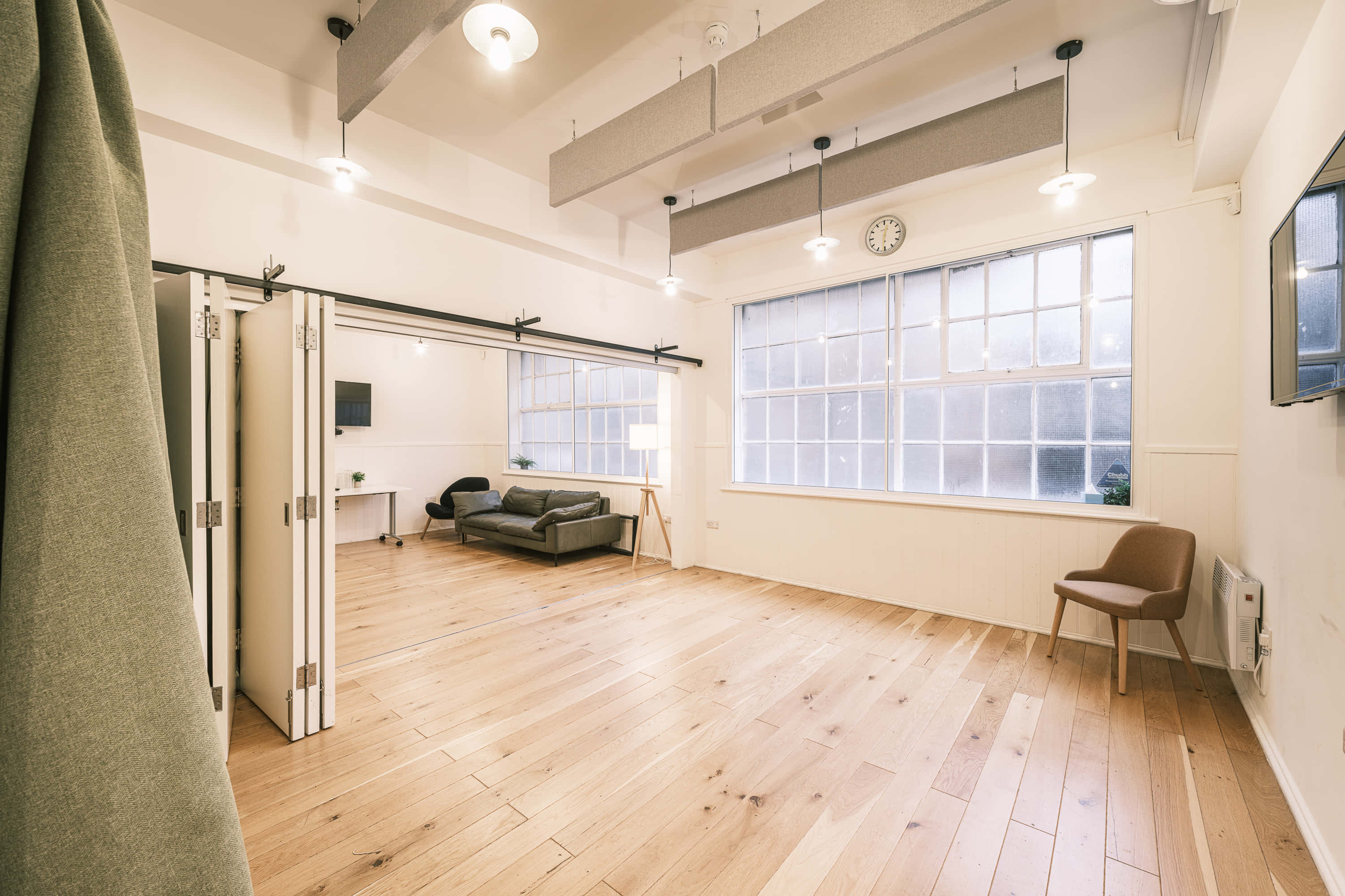 Modern Conference, Events & Live Music space at King's House 45