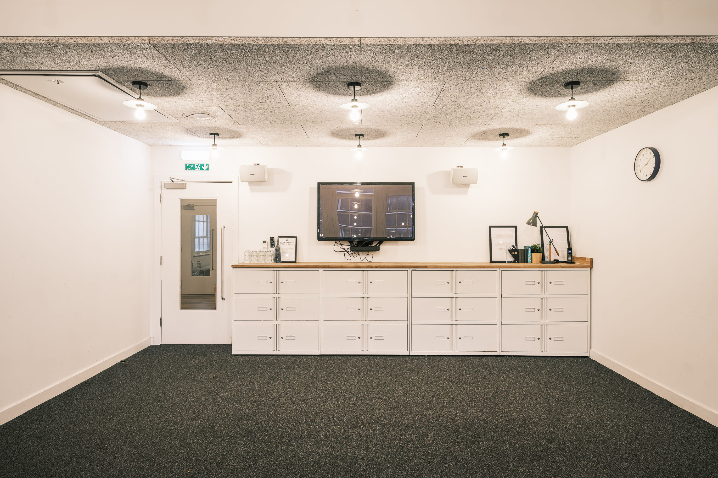 Modern Conference, Events & Live Music space at King's House 38