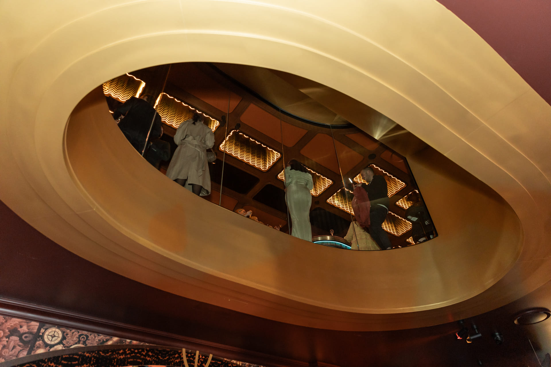 Level 1 (Pawn Parlour) 4