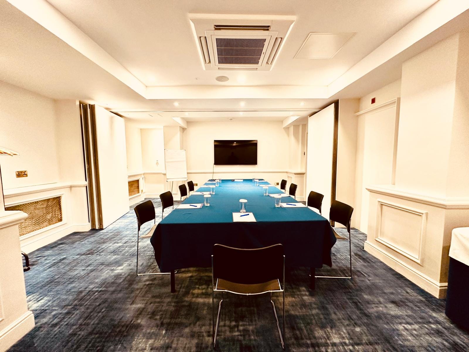 The Victoria Suite 1