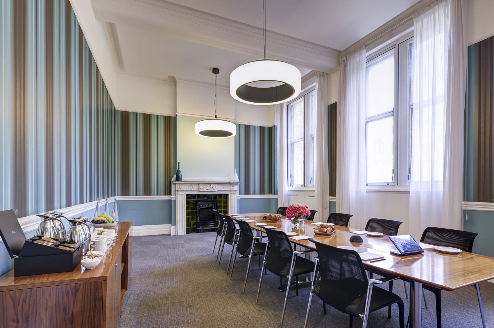 New York / Dubai / Hong Kong 1