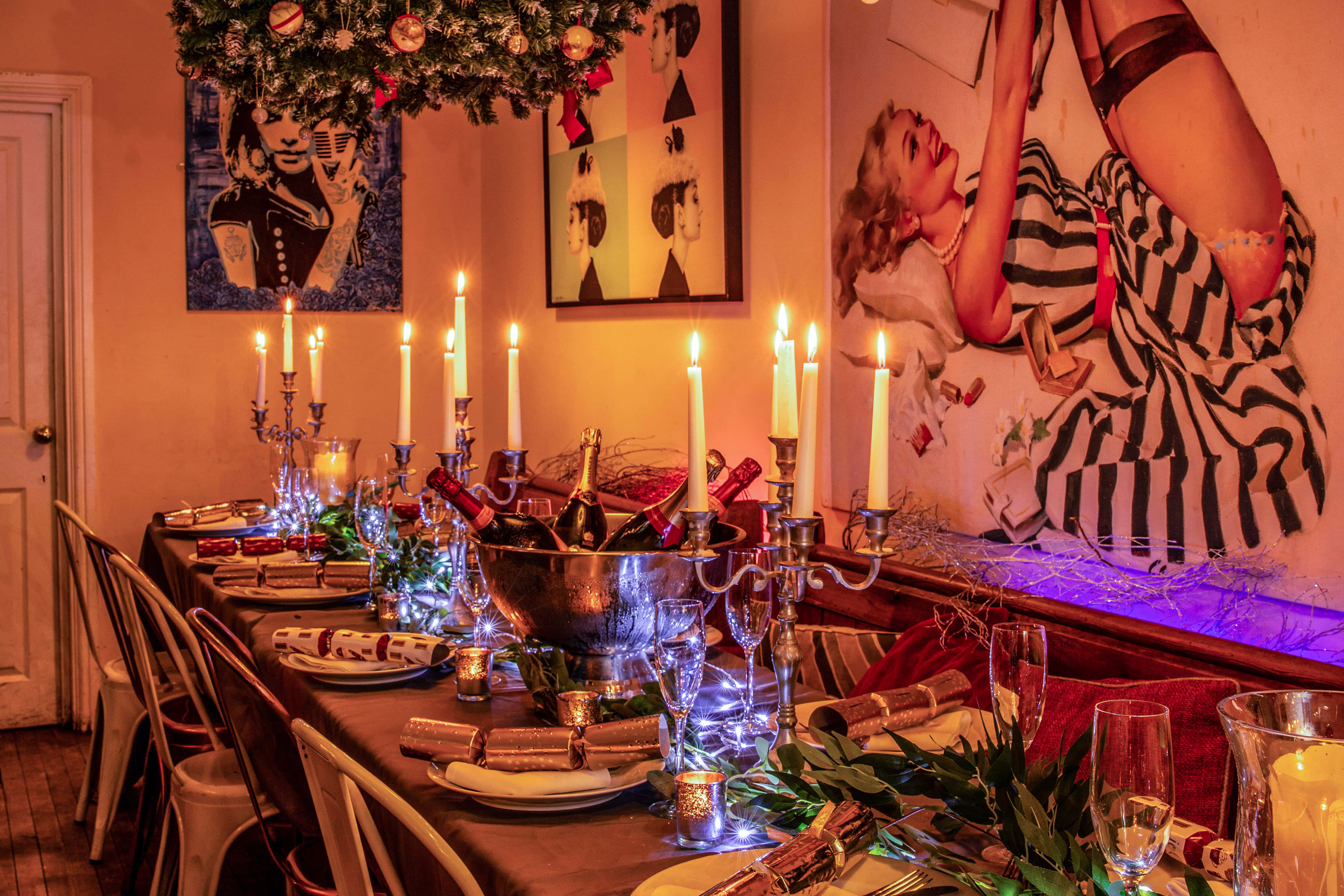 The Ultimate Christmas Party 0