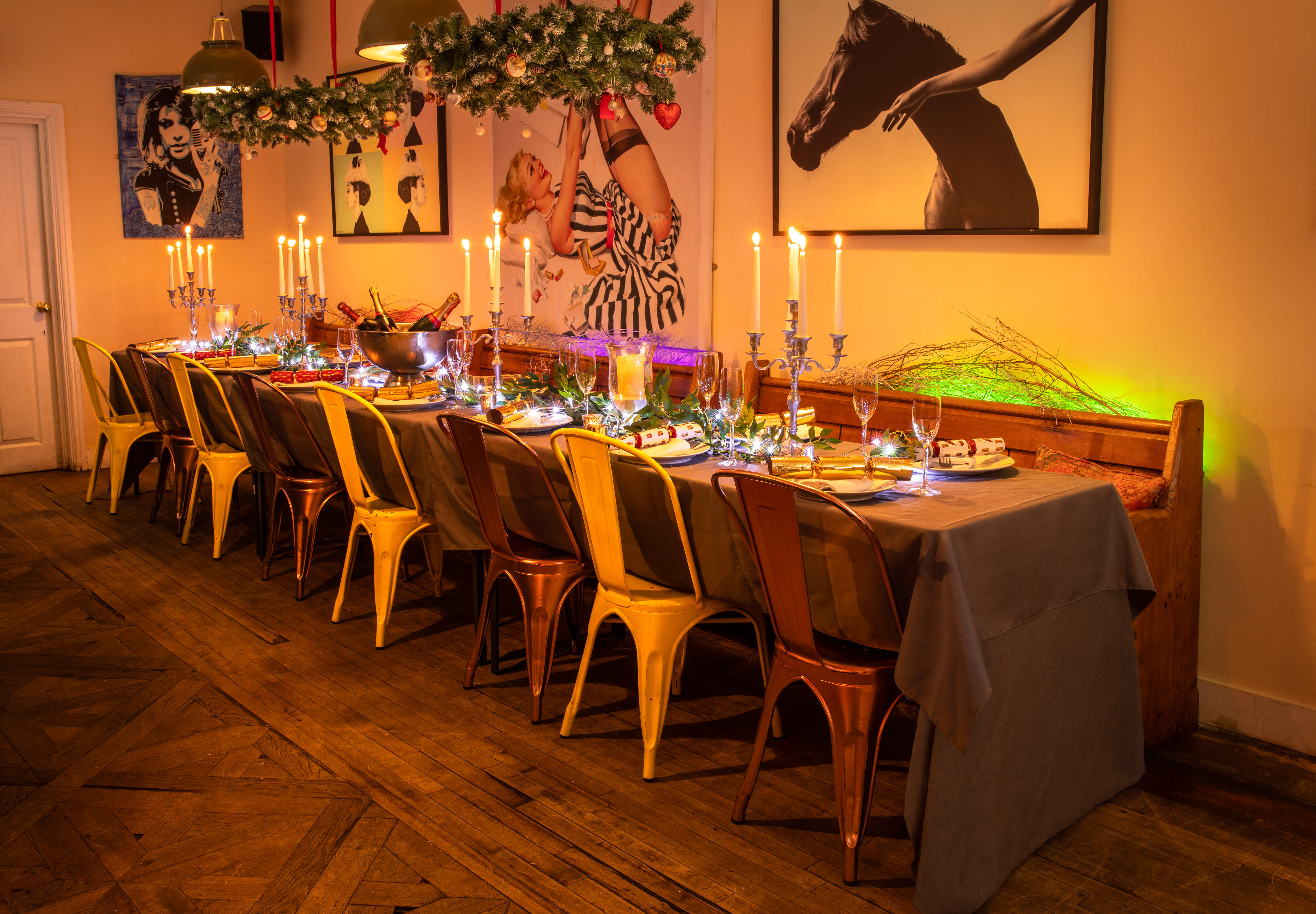 The Ultimate Christmas Party  7