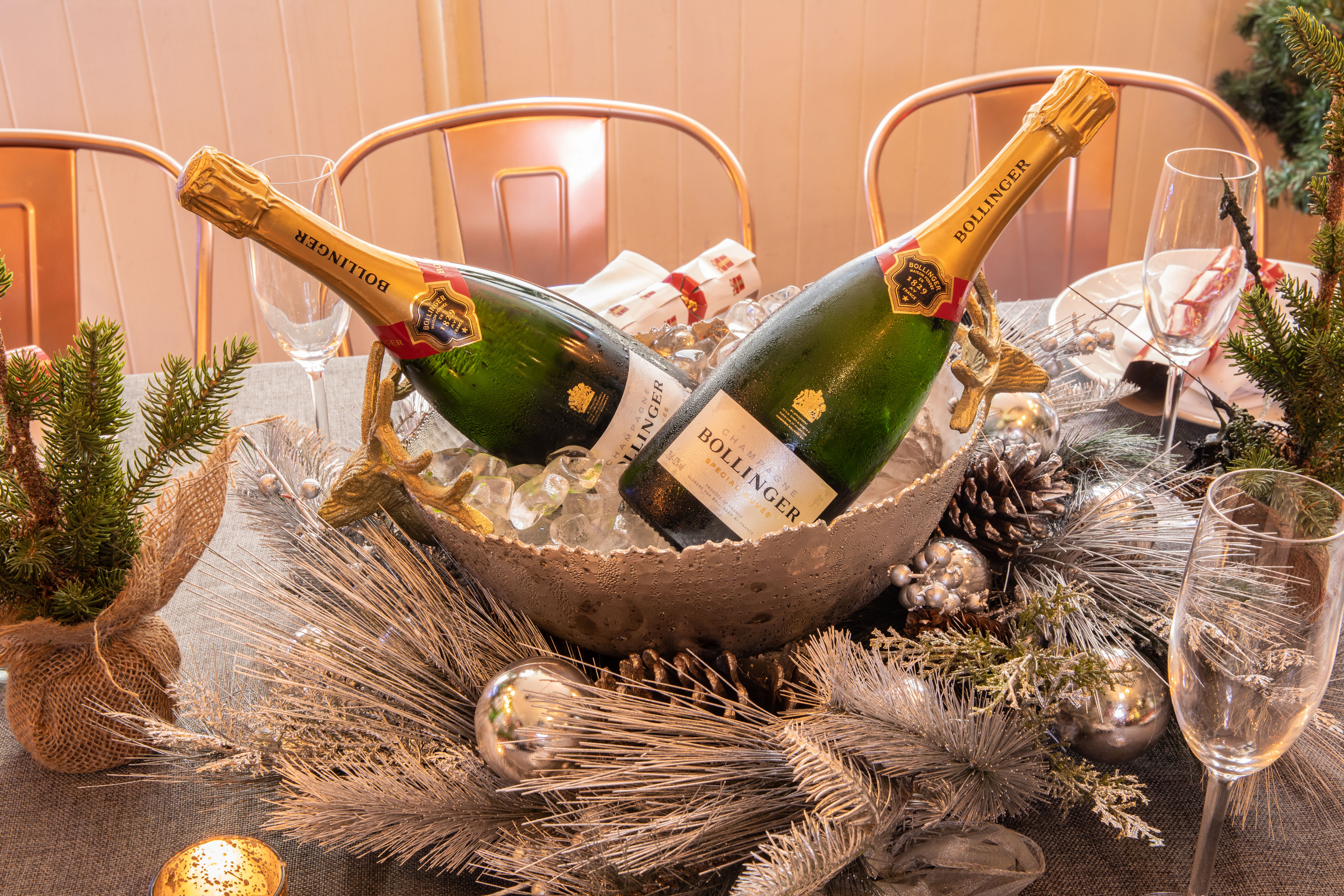 The Ultimate Christmas Party  5