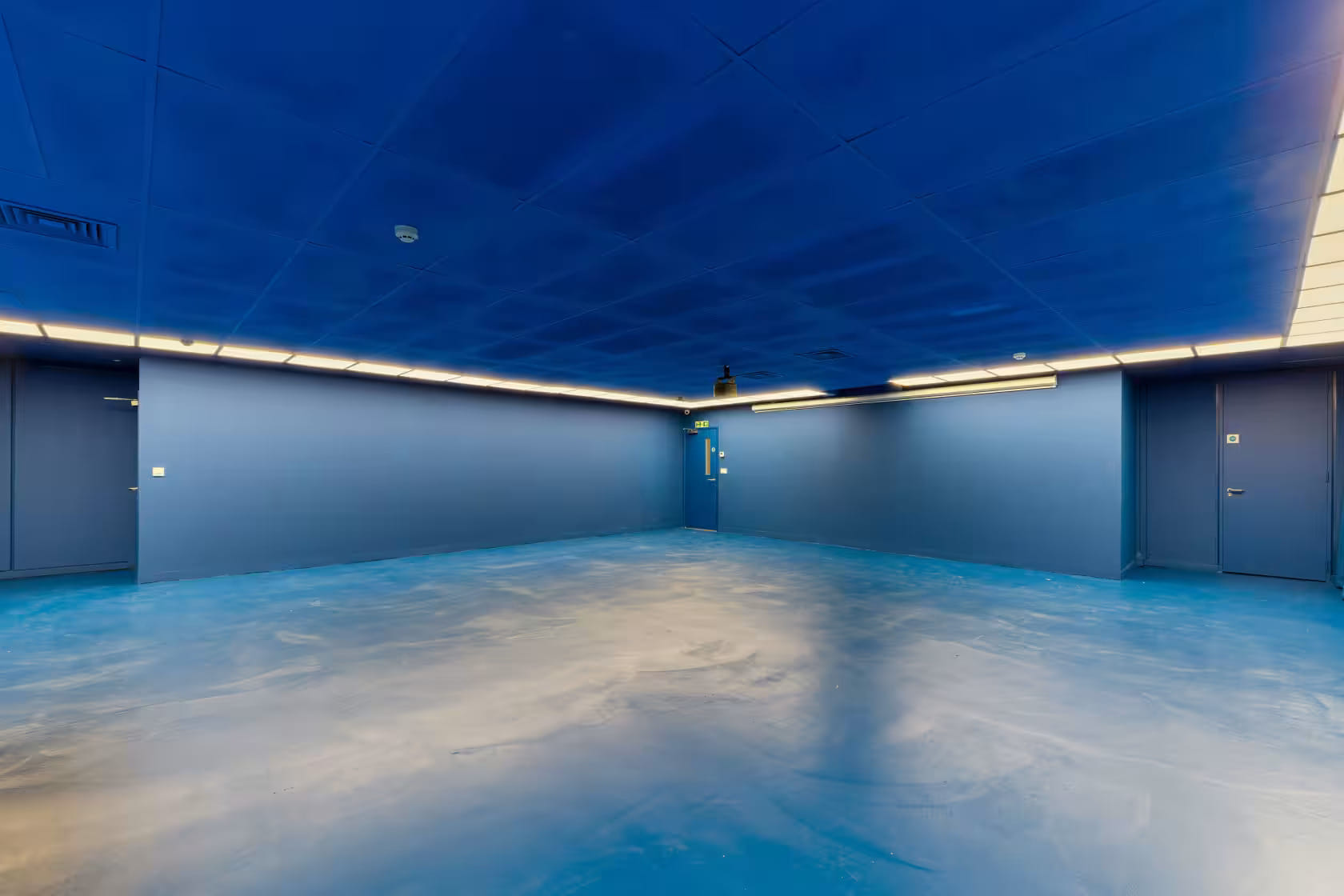 Studio & Rehearsal Space (Blue Room)