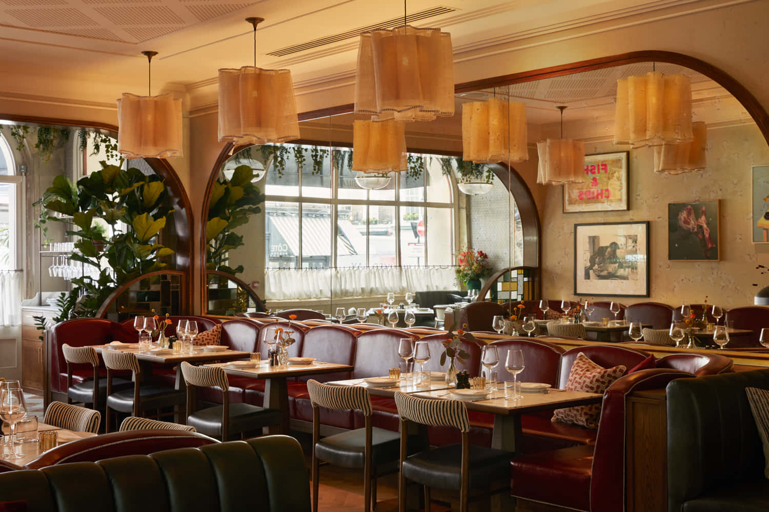 The Dining Room & Bar 3