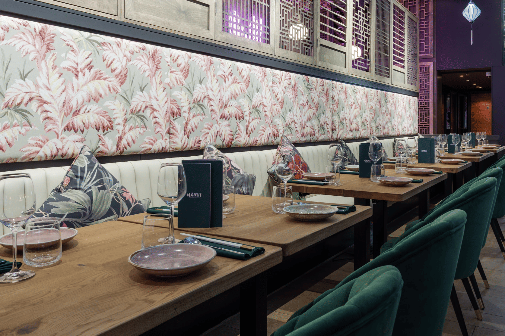 Restaurant 20-30 Guests 2