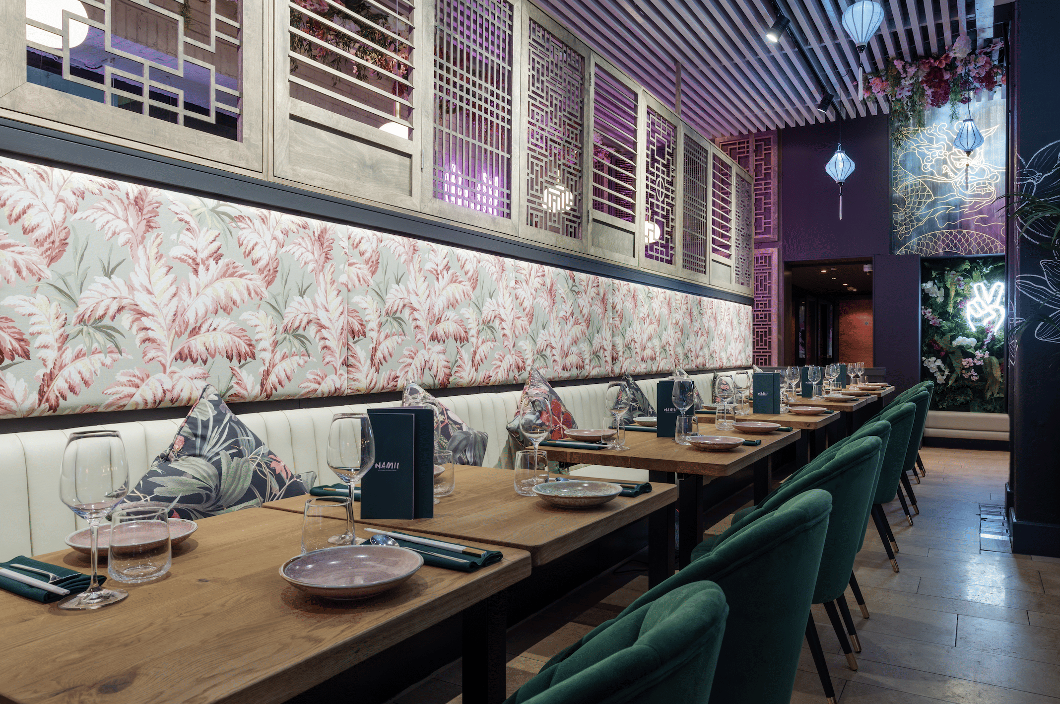 Restaurant 20-30 Guests 0