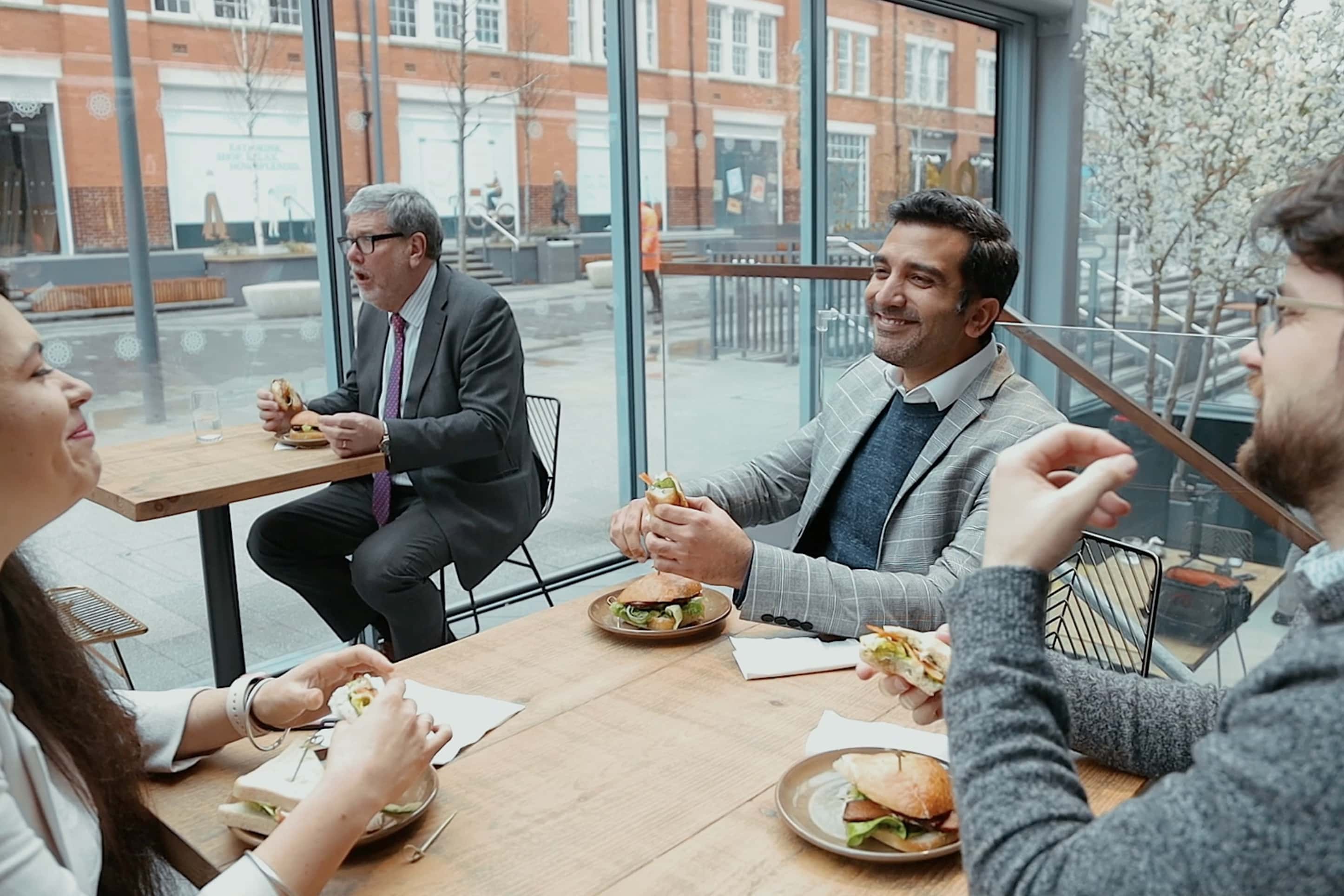 OMNOM Corporate Space 4