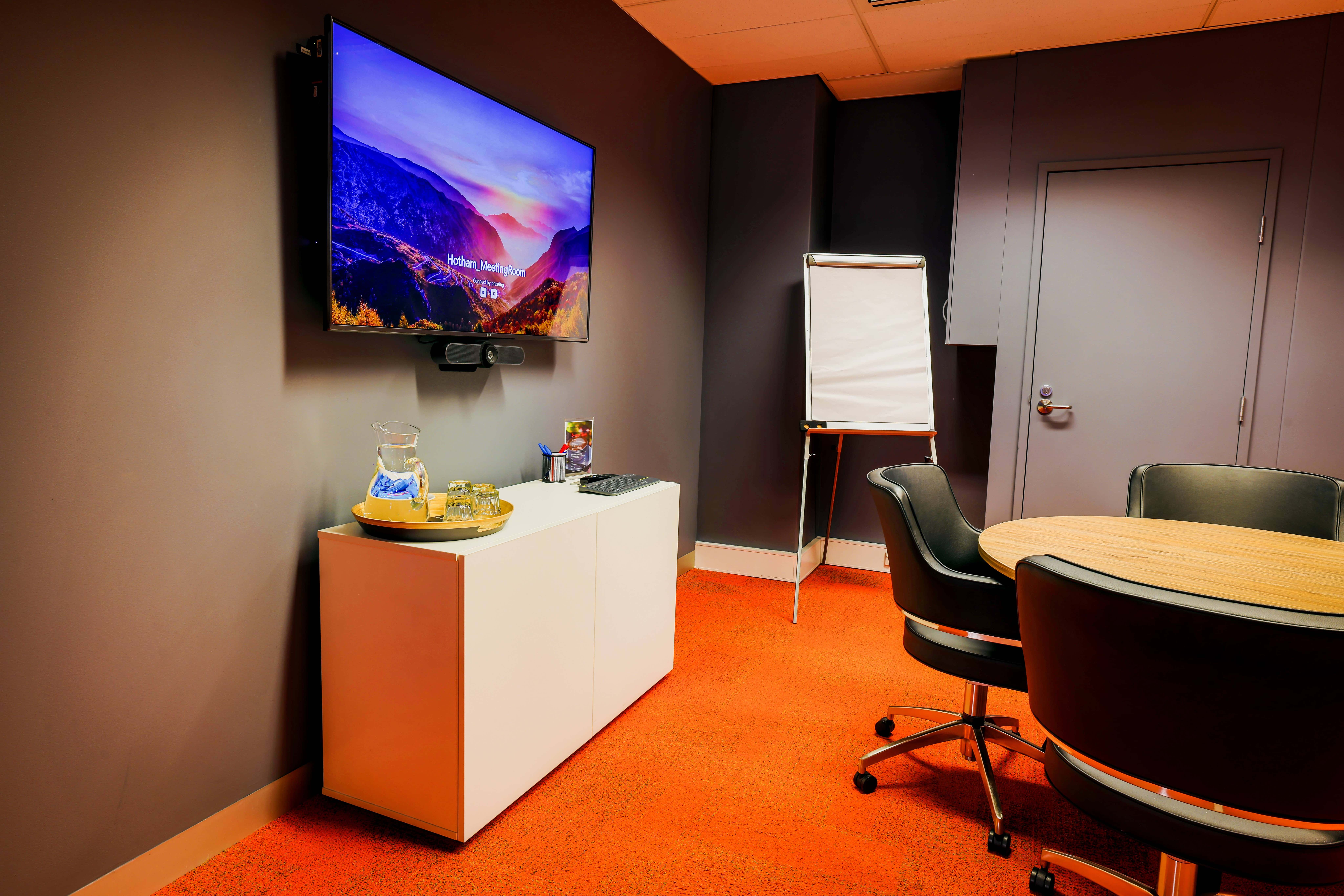 Hotham I 4 Person Meeting Room 2
