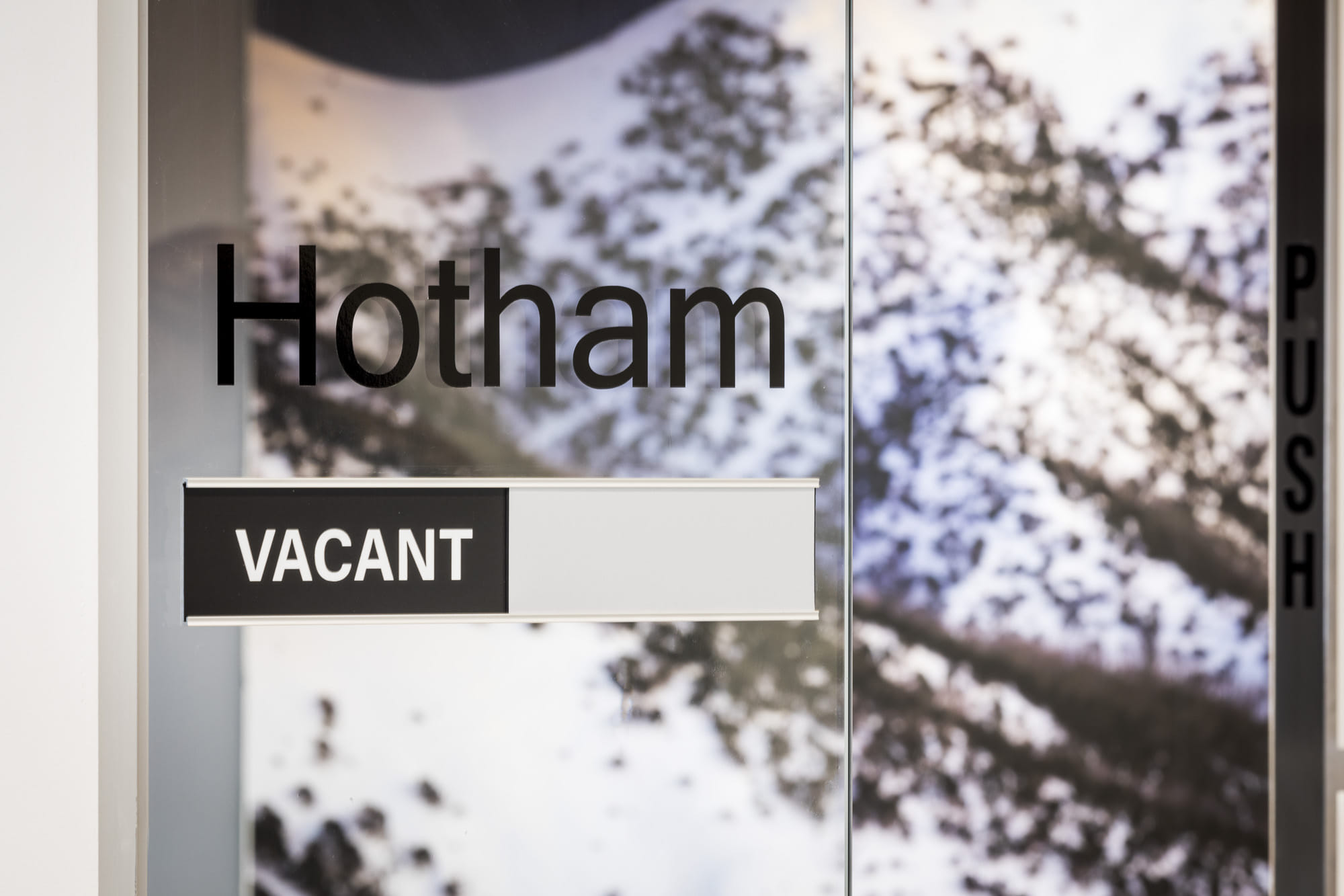 Hotham I 4 Person Meeting Room  3