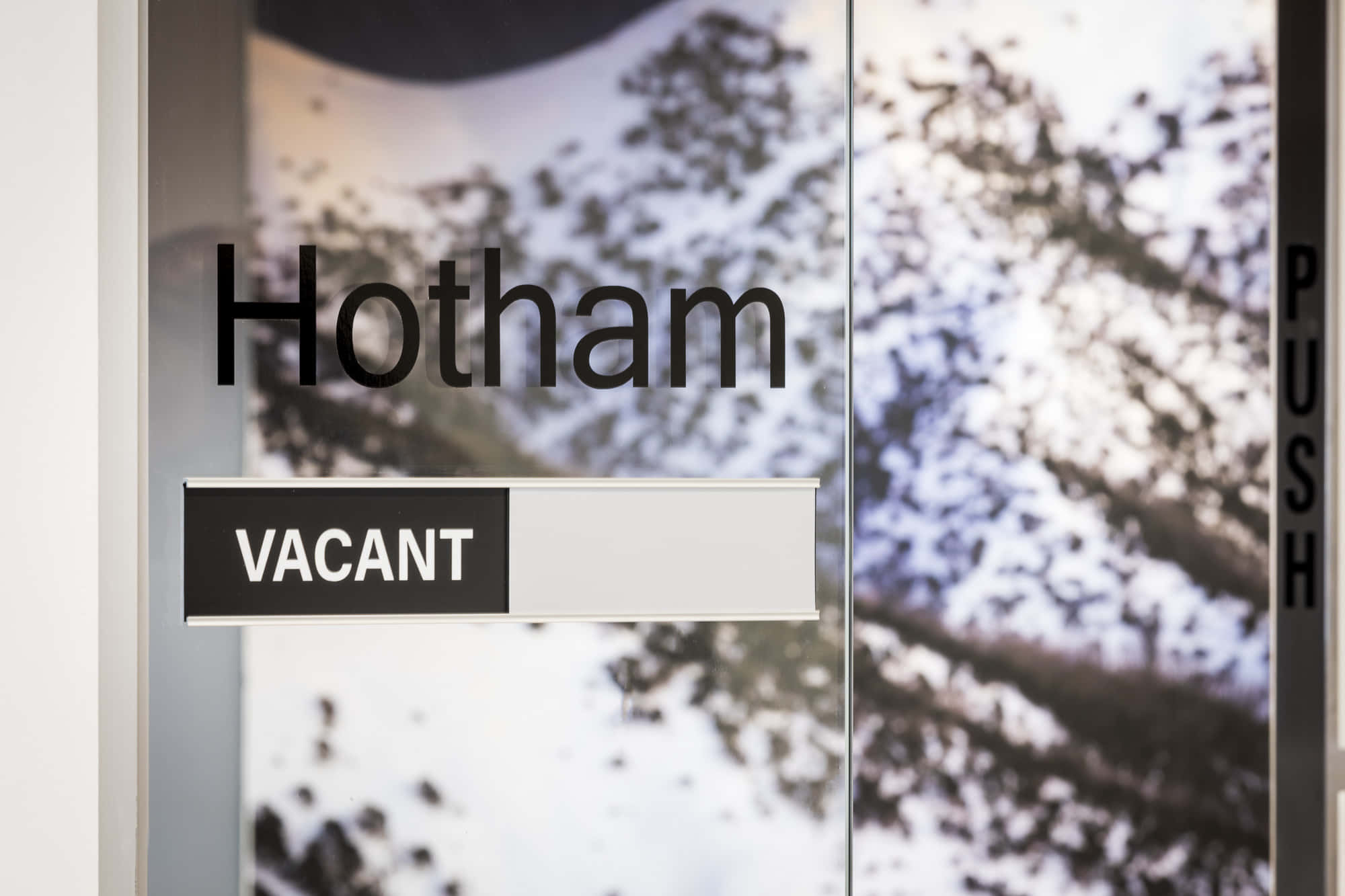 Hotham I 4 Person Meeting Room 3