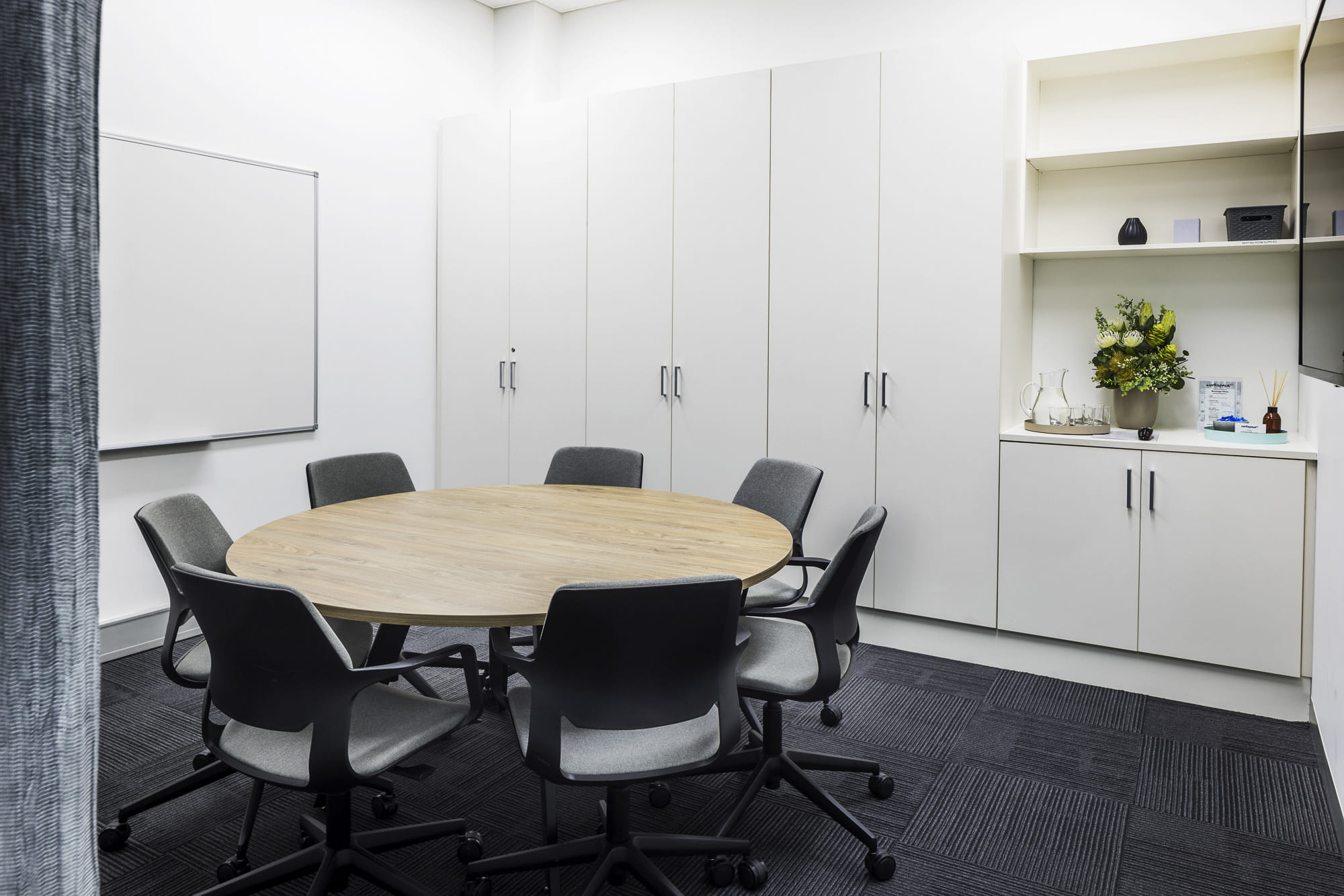 Barwon I 7 Person Meeting Room 1