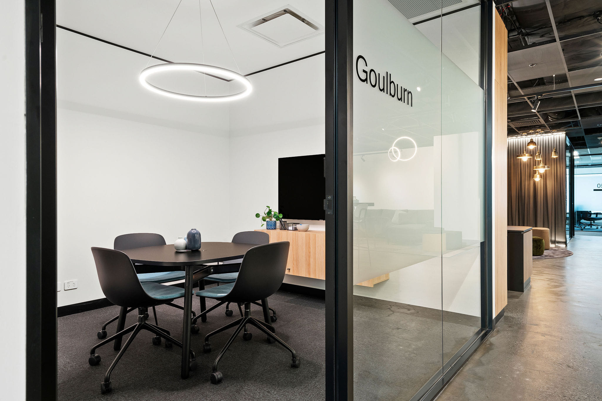 Goulburn I 4 Person Meeting Room