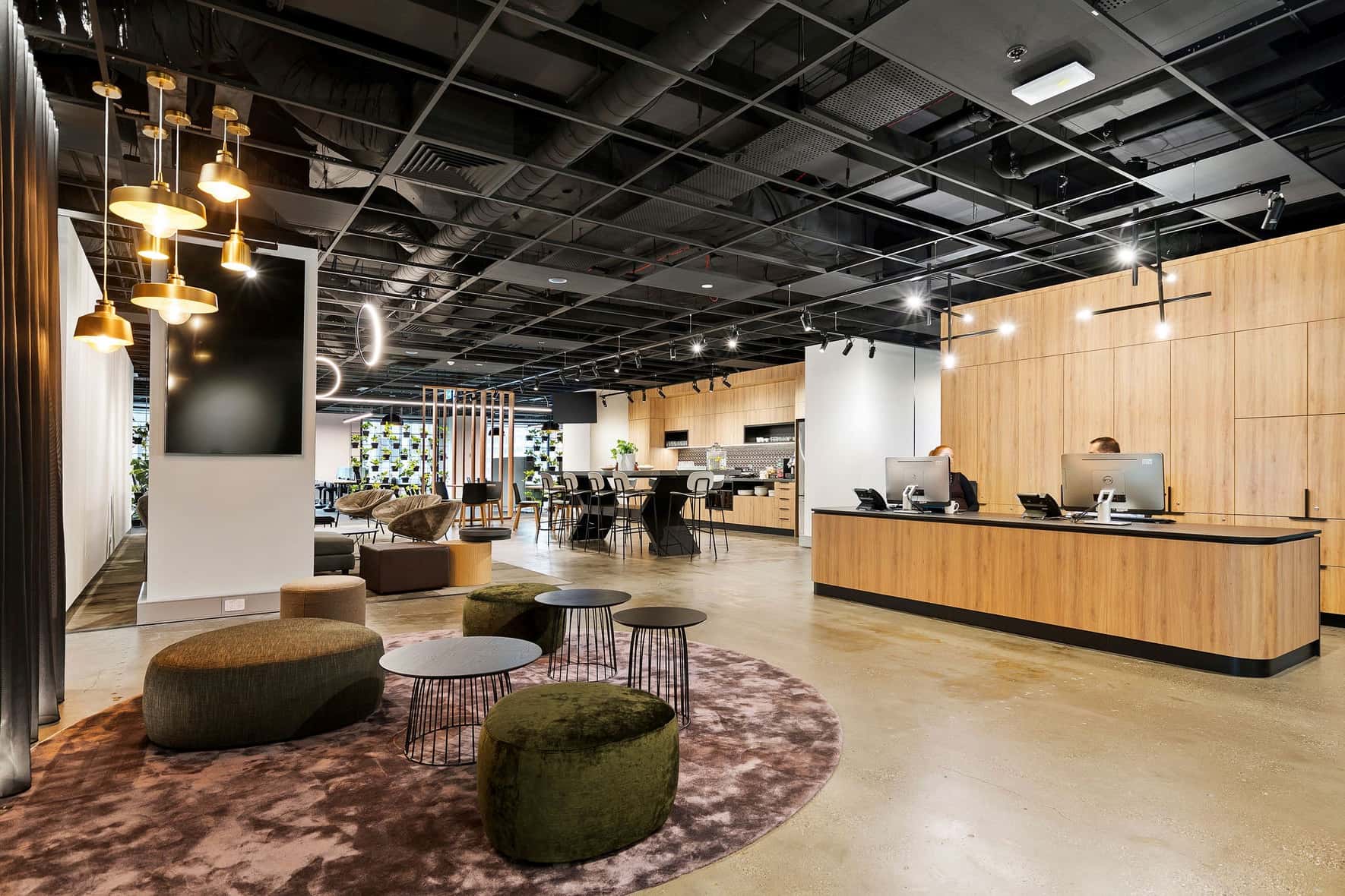 Snowy I 2 Person Podcast & Meeting Room 3