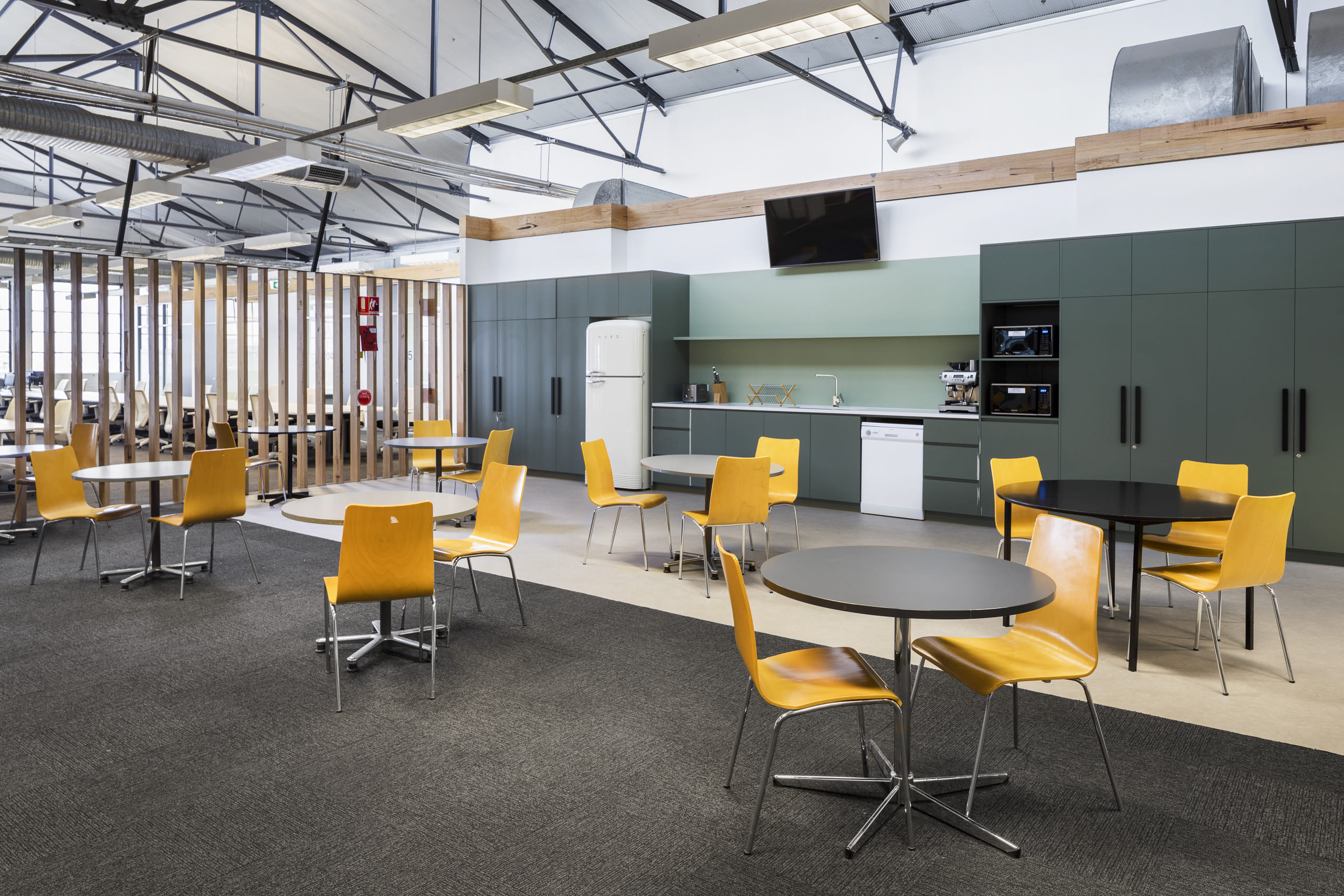 Strawberry Fields I 13 Person Boardroom  1