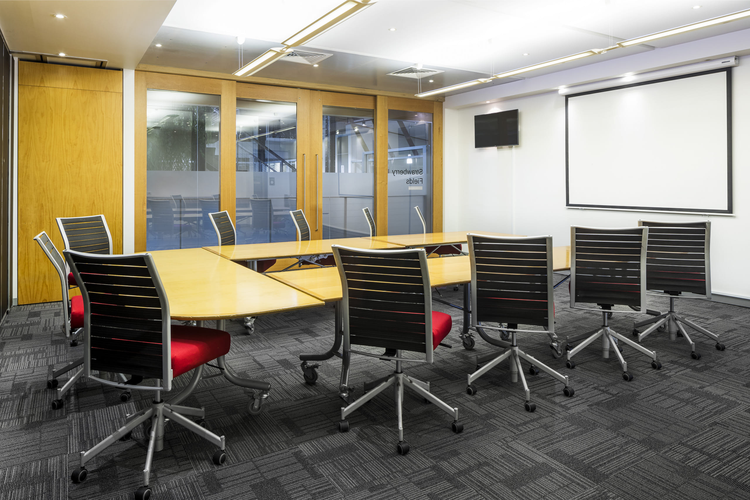 Strawberry Fields I 13 Person Boardroom  2