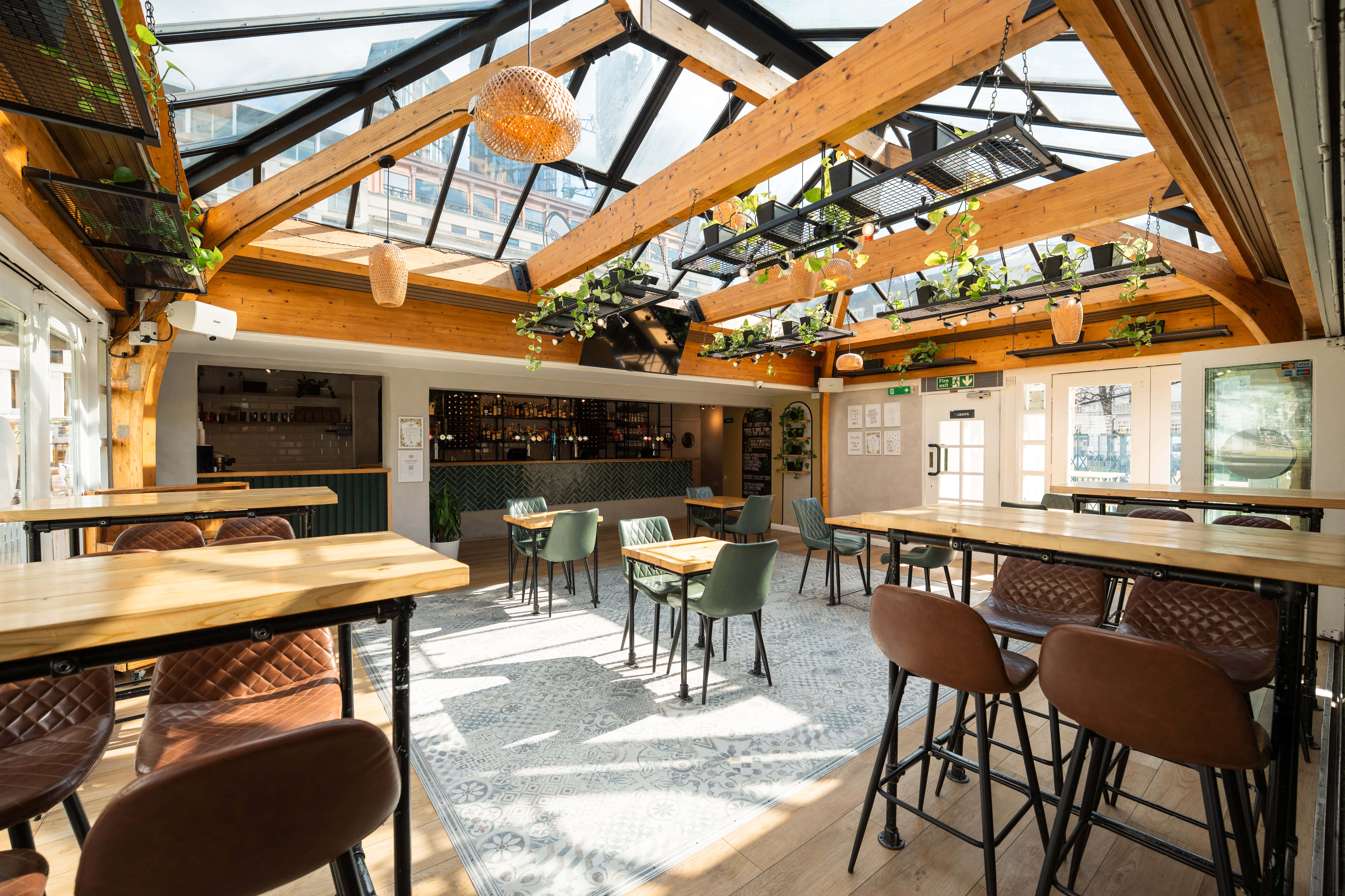 Finsbury Square Garden Bar 4