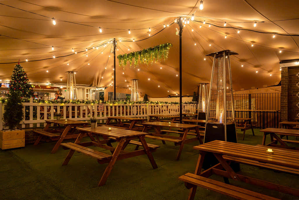 Finsbury Square Garden Bar - Christmas Set Up 3