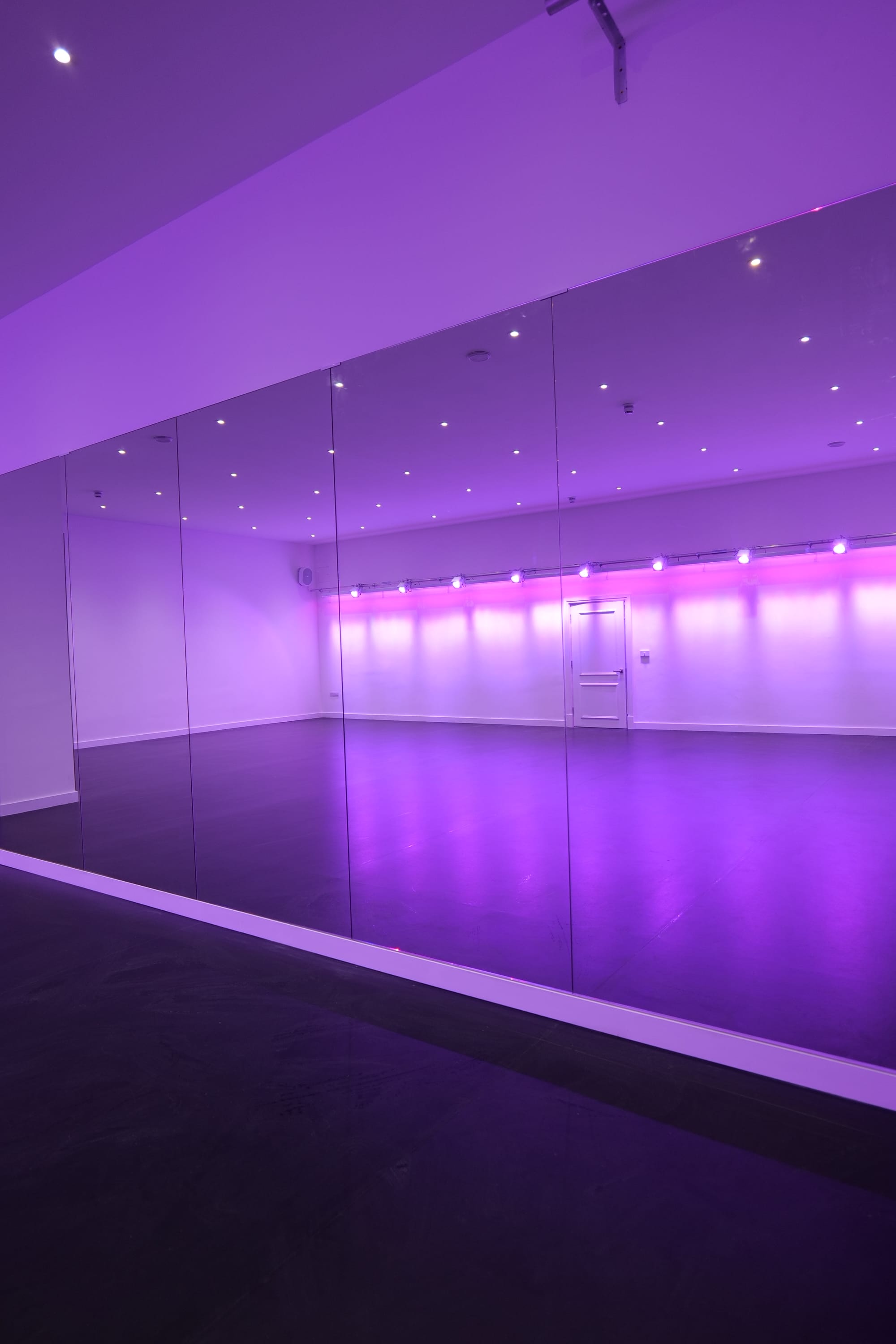 ID Studios - Studio Luna 1