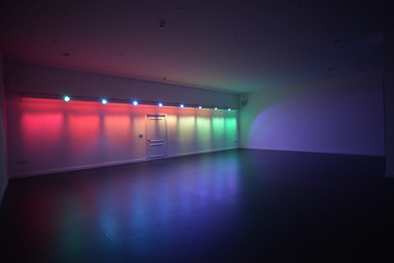 ID Studios - Studio Luna