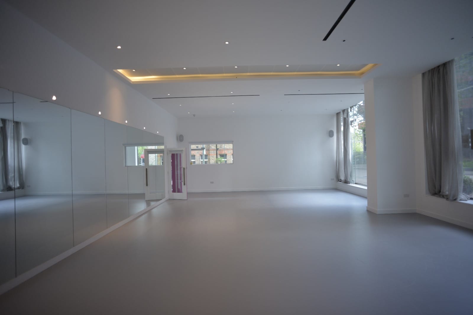 ID Studios - Studio Lux 1