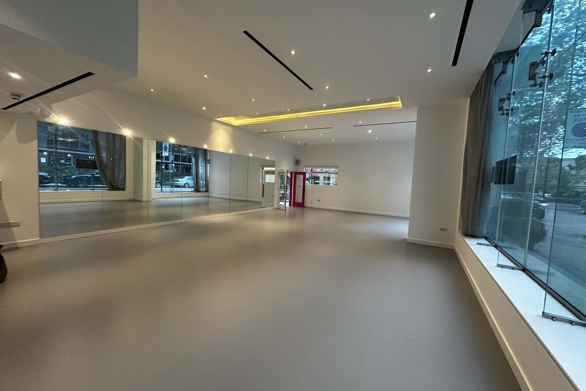 ID Studios - Studio Lux 4