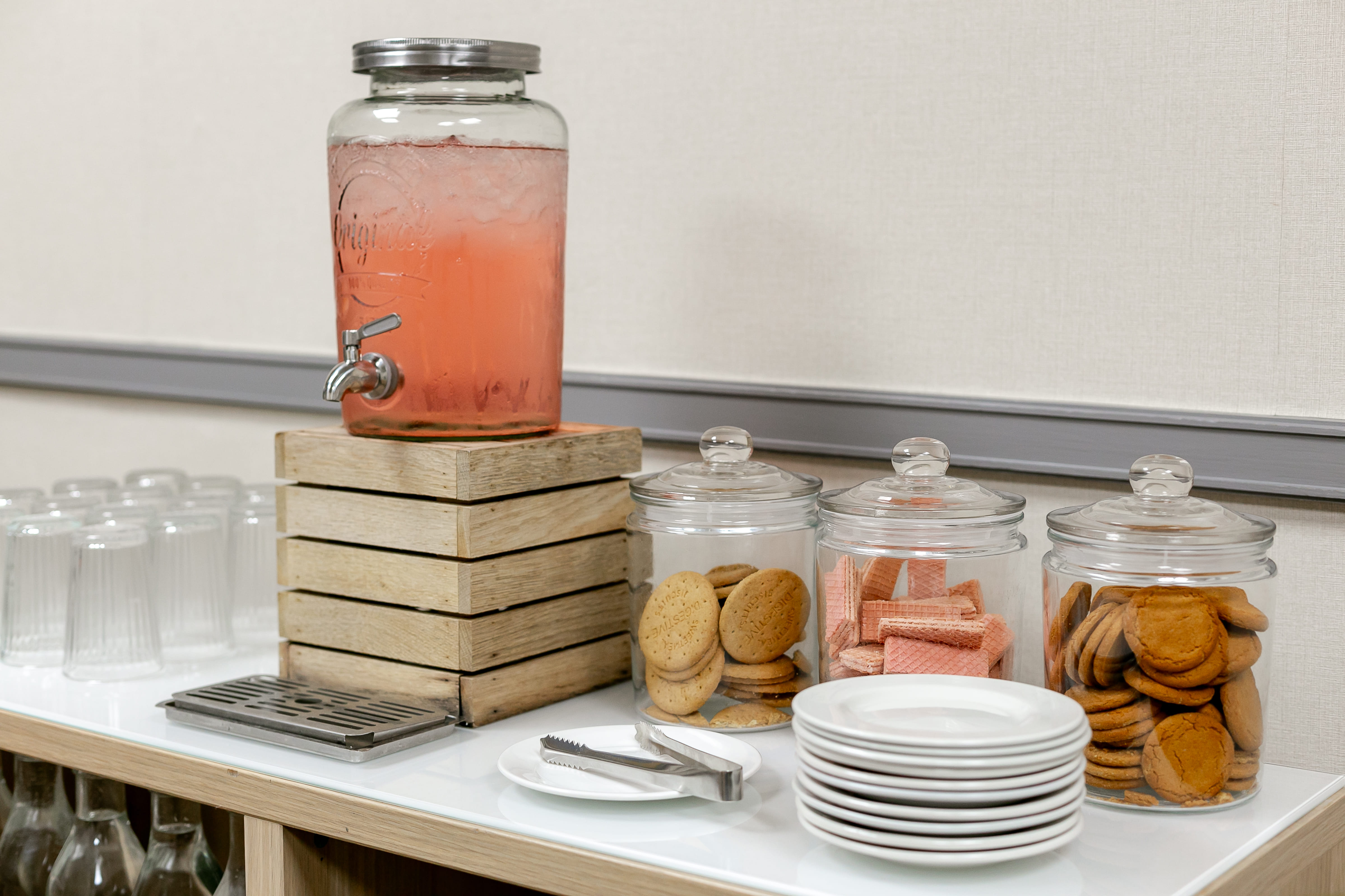 Meeting Rooms 1 - 5 5