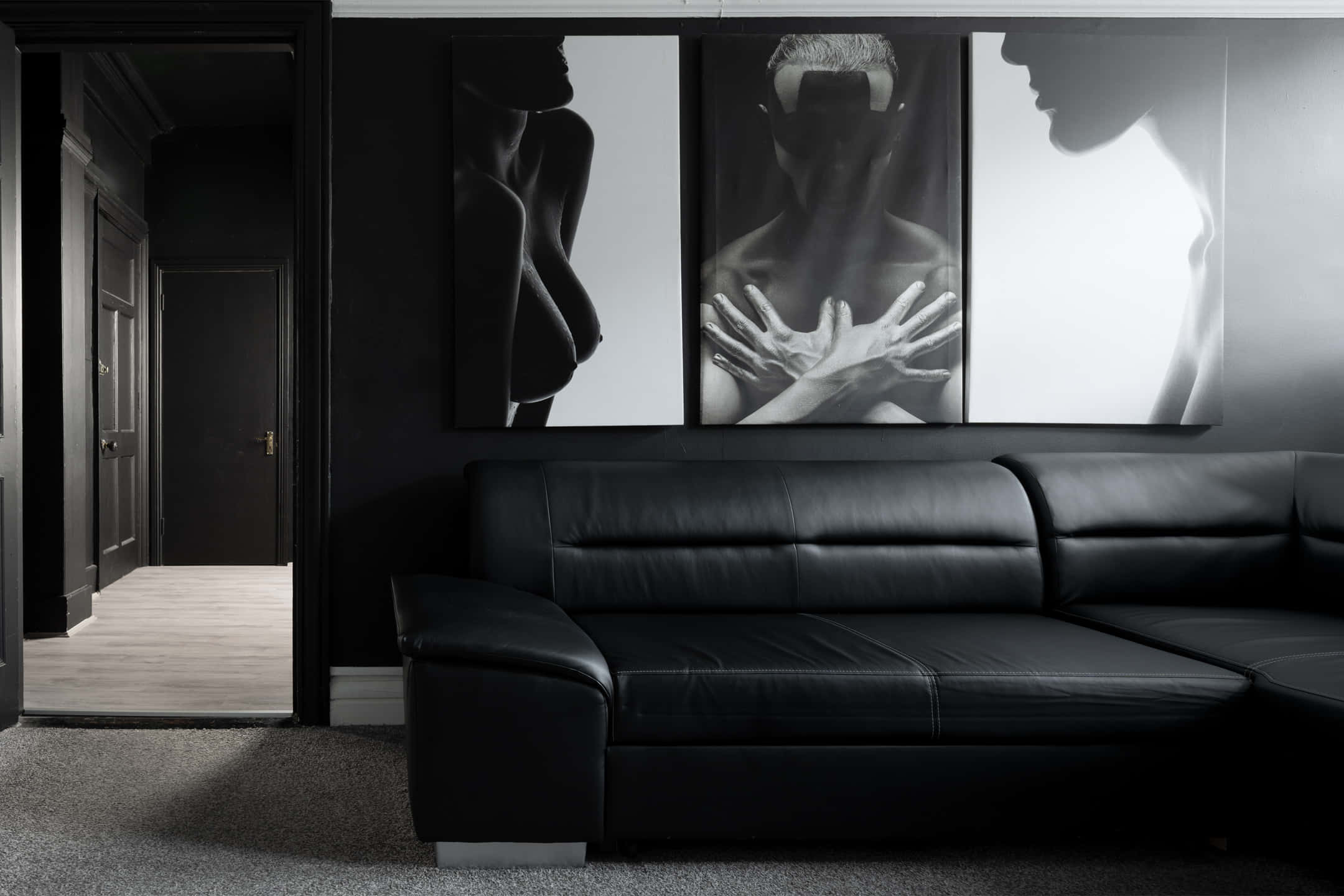 50Hz Photography & Video Studio Rental – Ideal for Portraits, Still Life, and More! 2