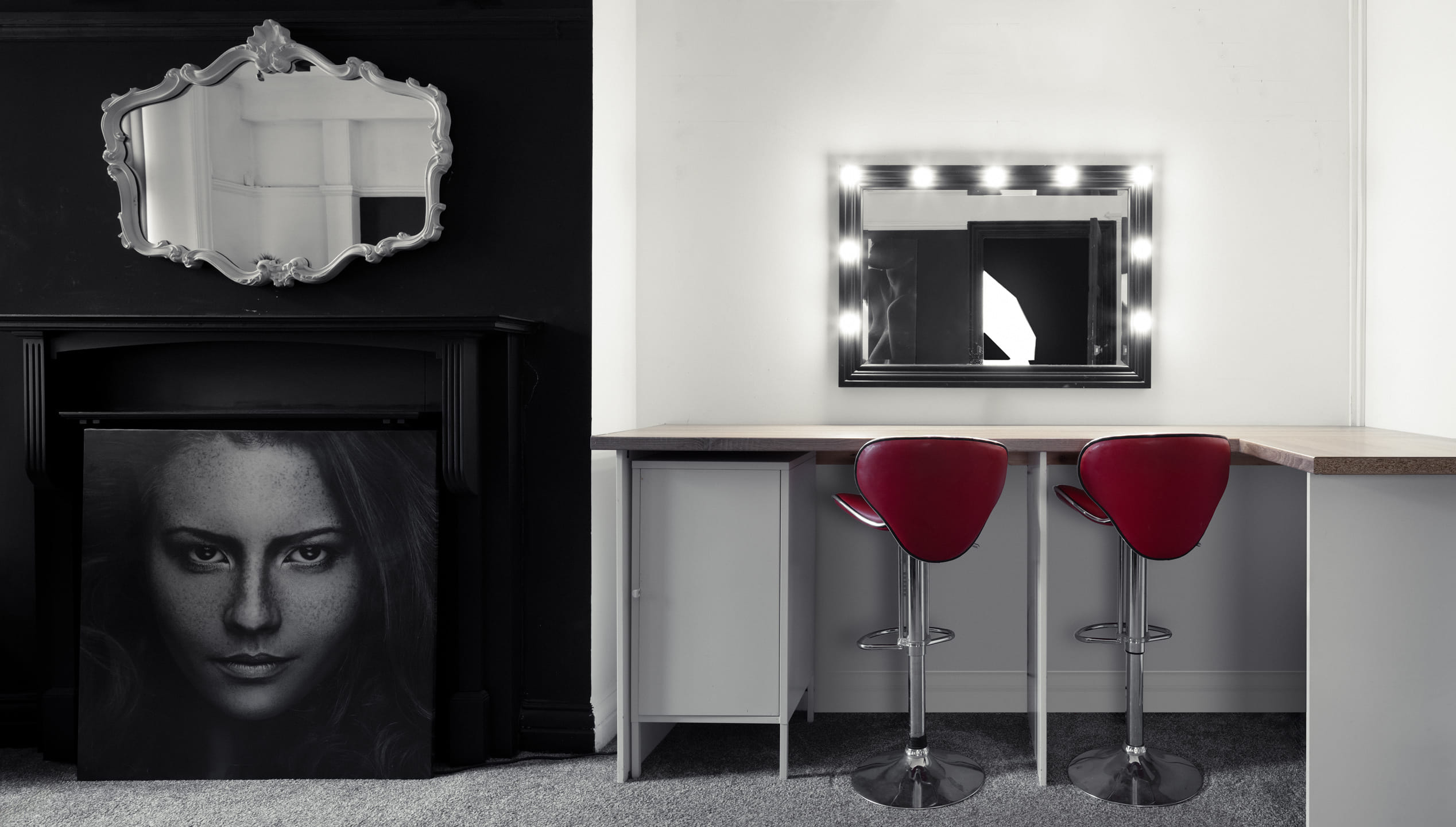 50Hz Photography & Video Studio Rental – Ideal for Portraits, Still Life, and More! 3