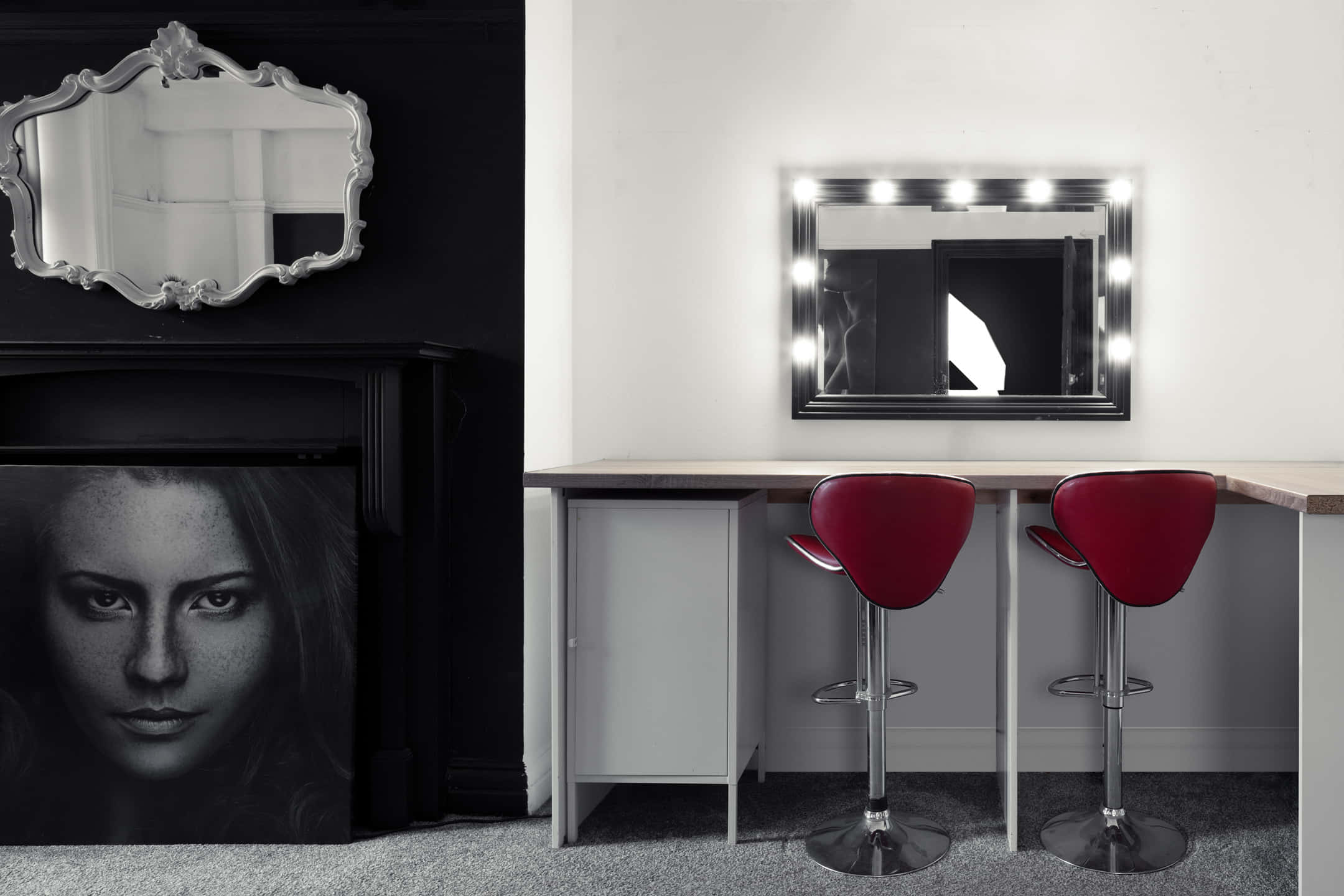 50Hz Photography & Video Studio Rental – Ideal for Portraits, Still Life, and More! 3