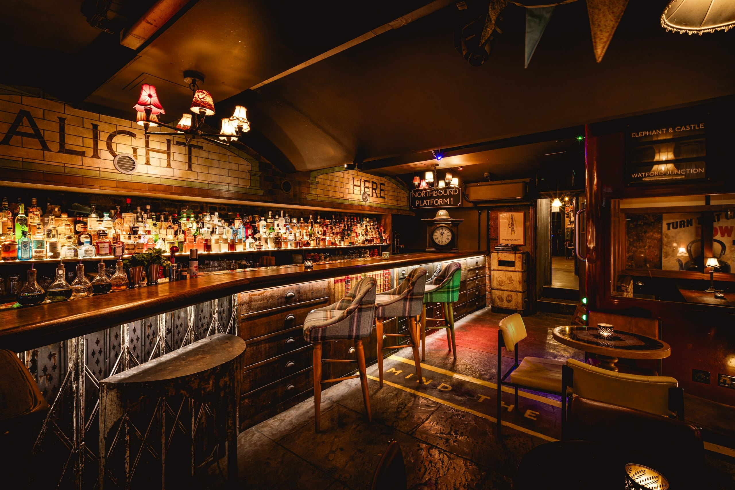 The Underground : North & Southbound Platforms 2