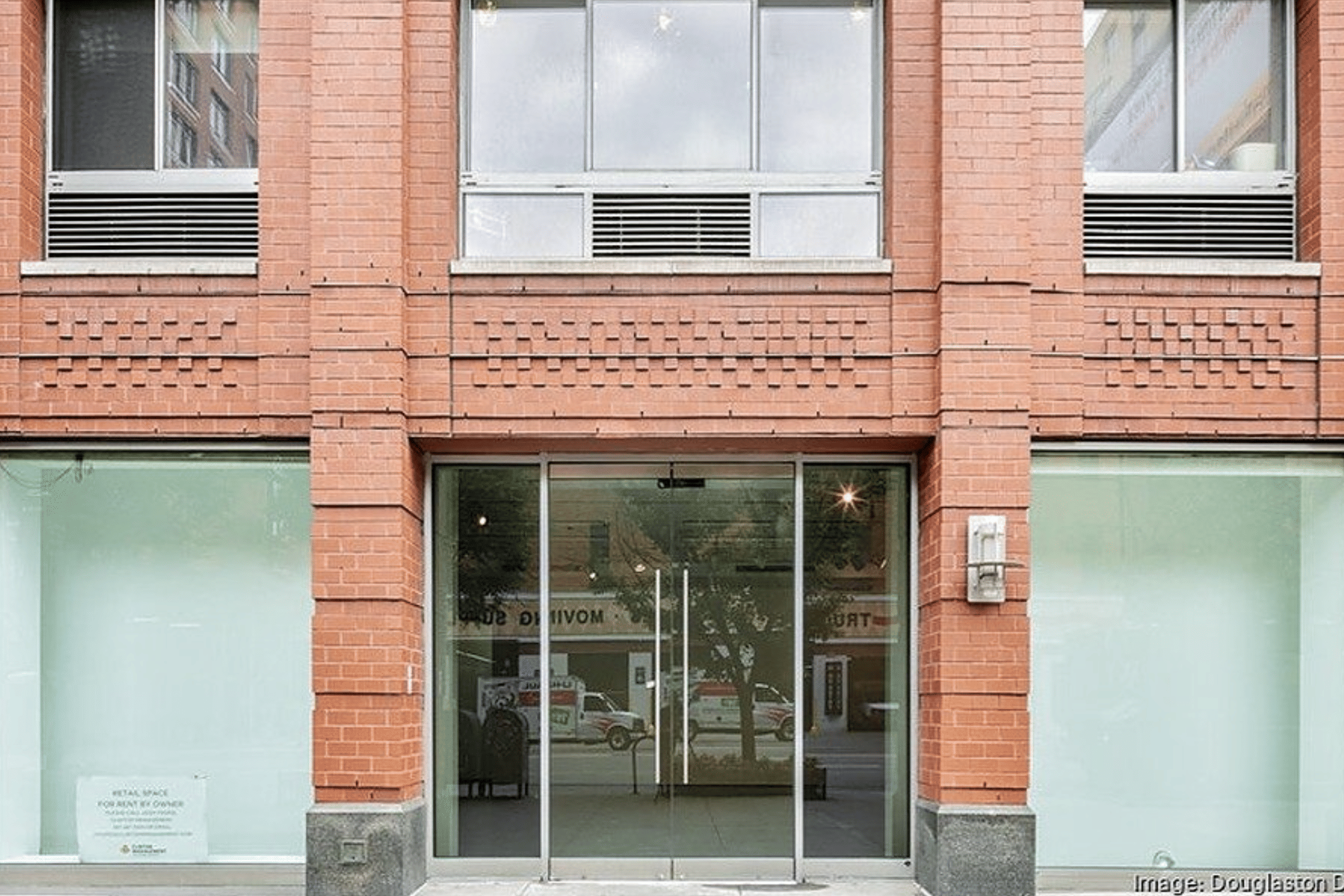 Ground Floor - Spacious Chelsea Gallery Space 3