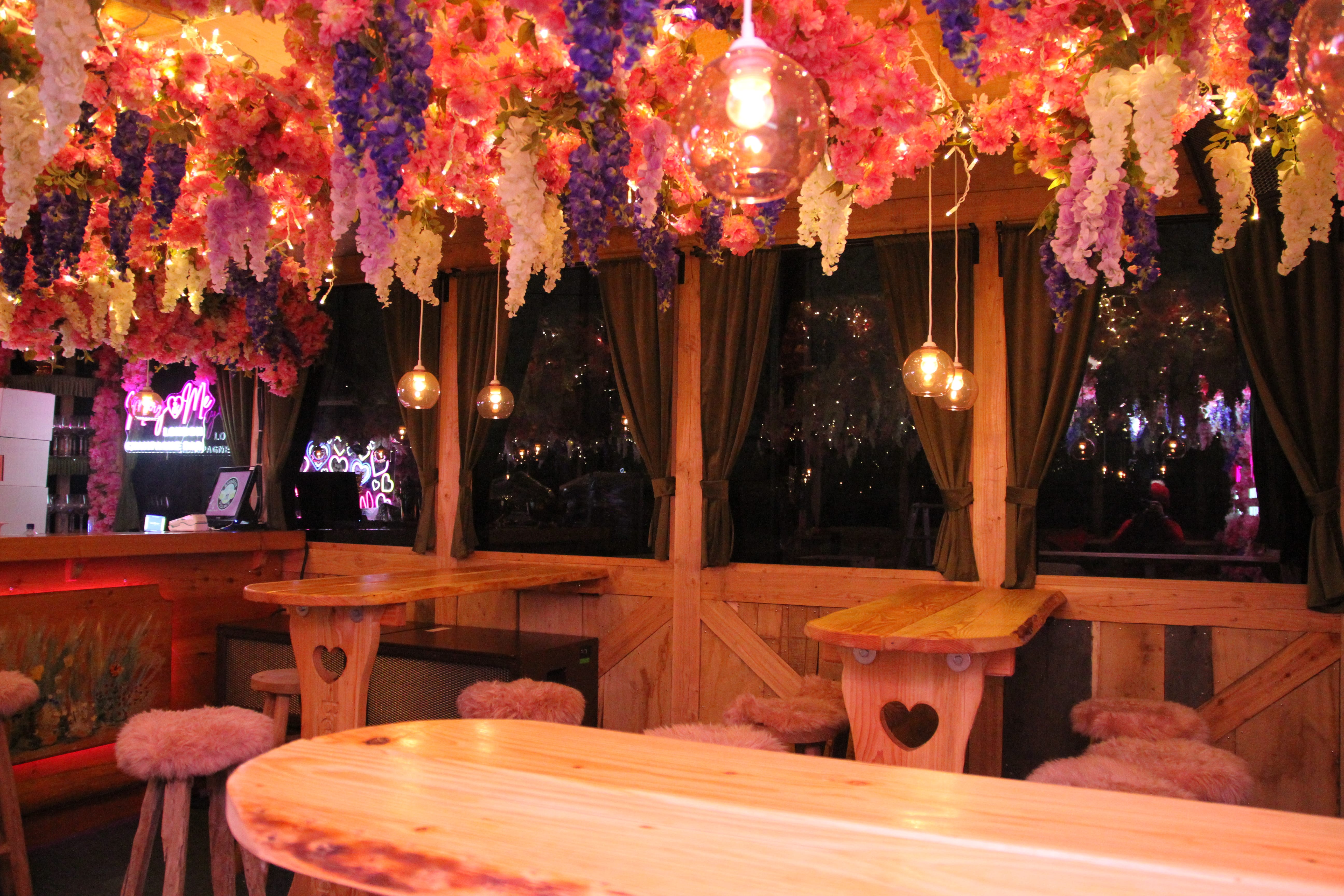 Mary & Me Champagne Bar 15