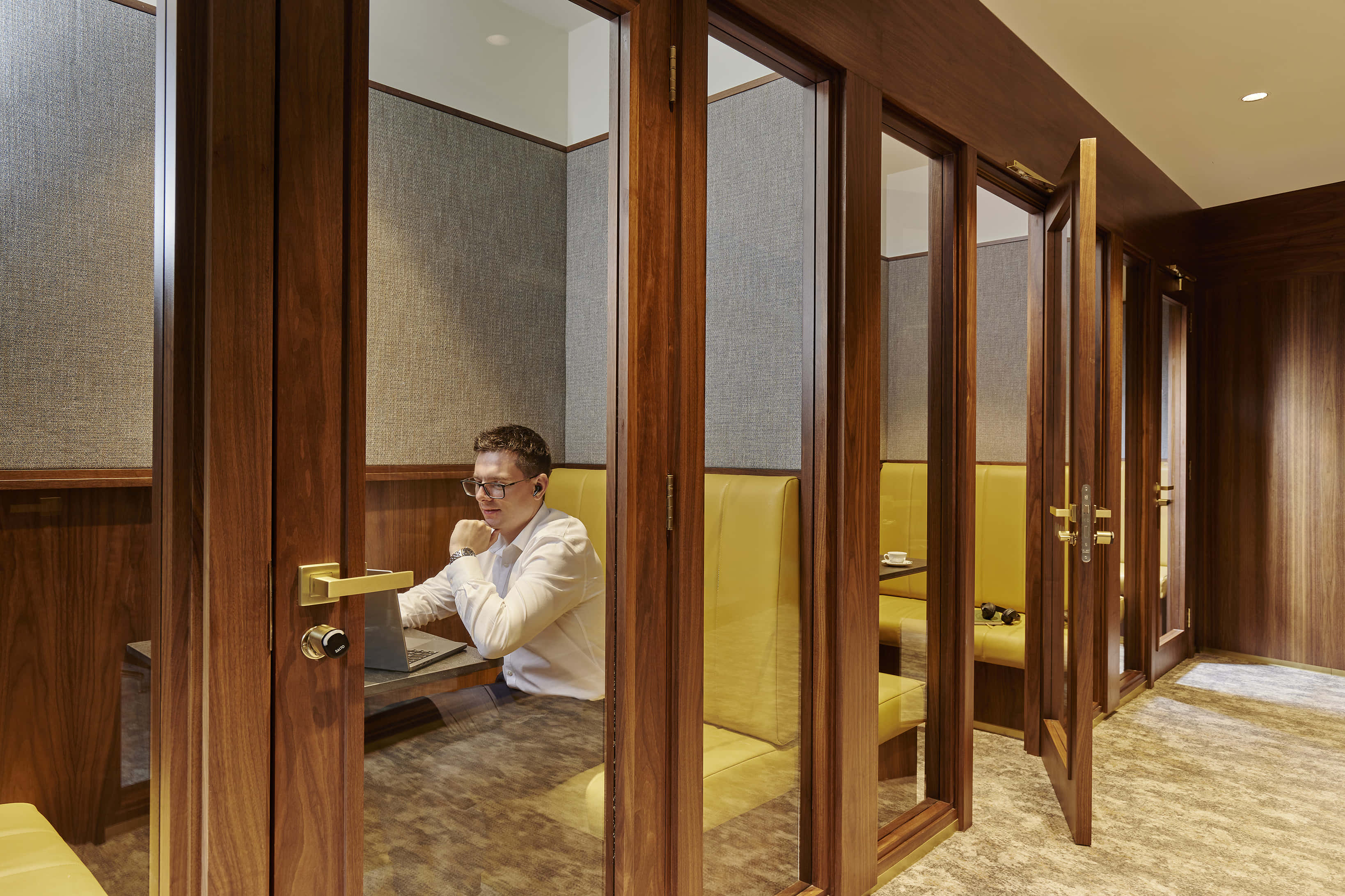 The Chancery Boardroom 6