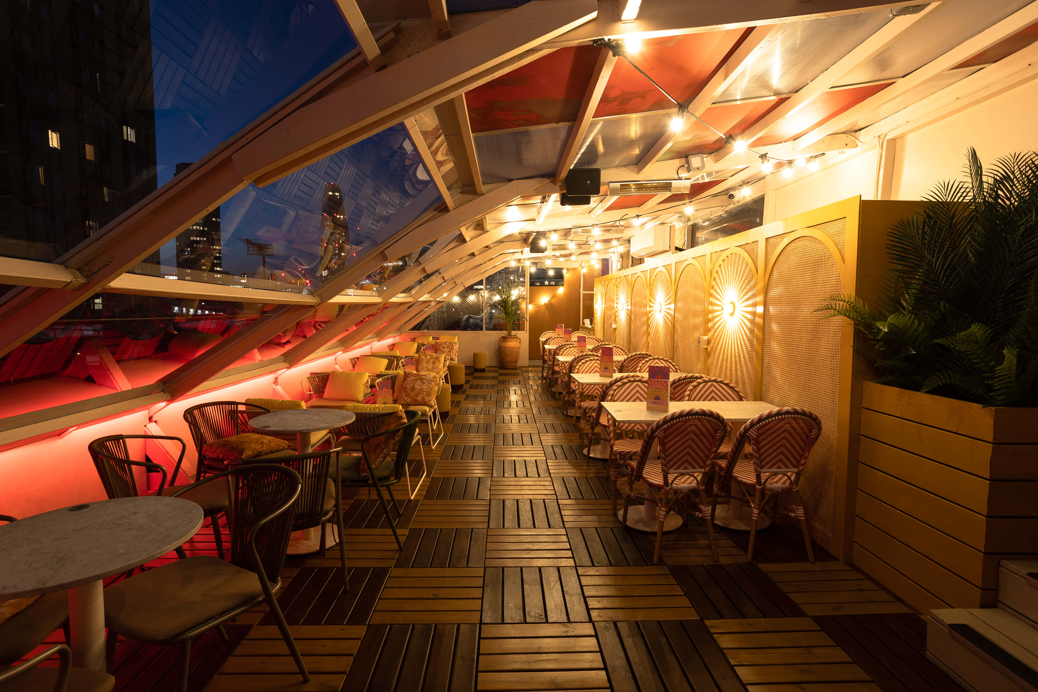 Circe's Corner with additional shared space in Olympus Bar 3